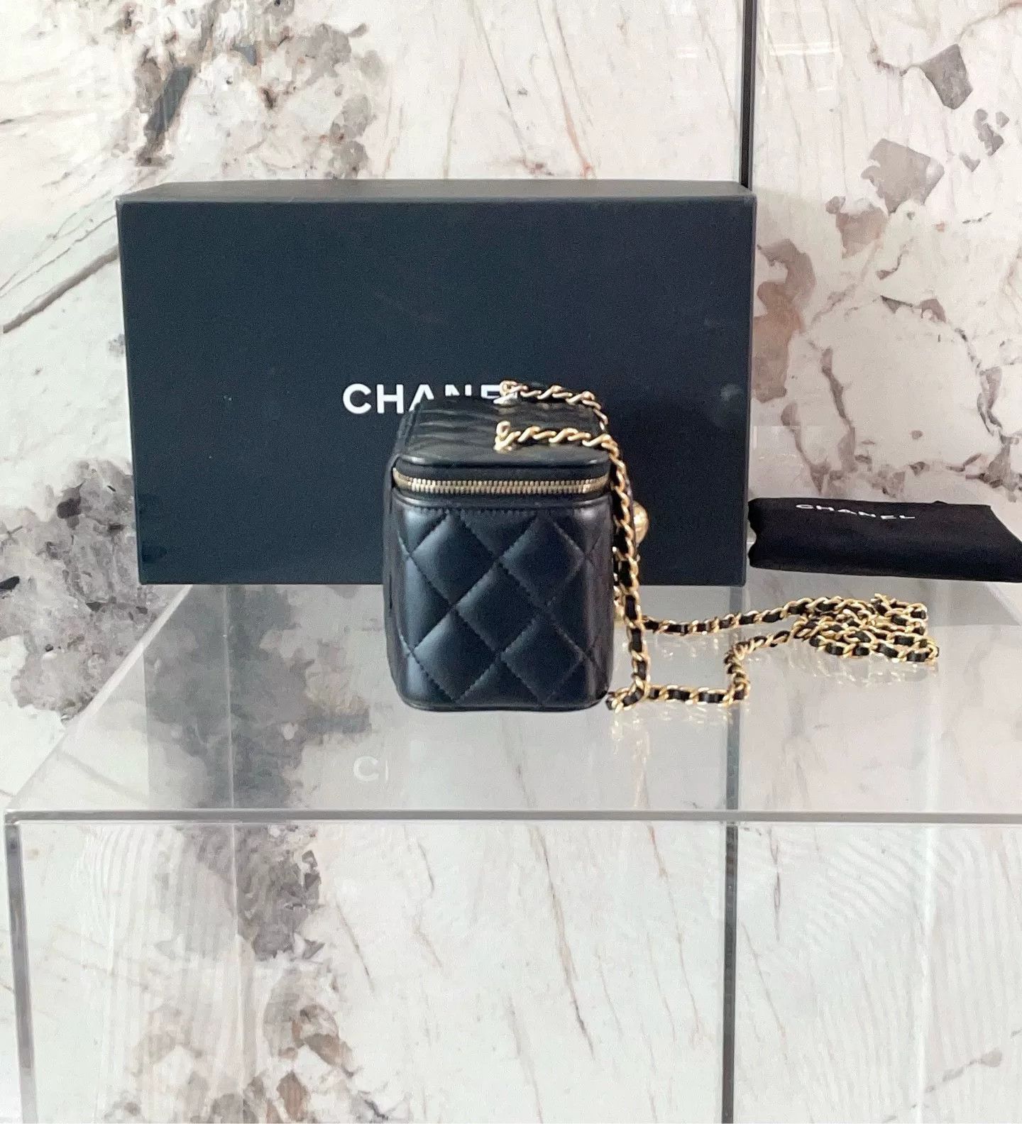 Chanel Pre-loved Bag Very good condition Size ONE SIZE - 3 Thumbnail