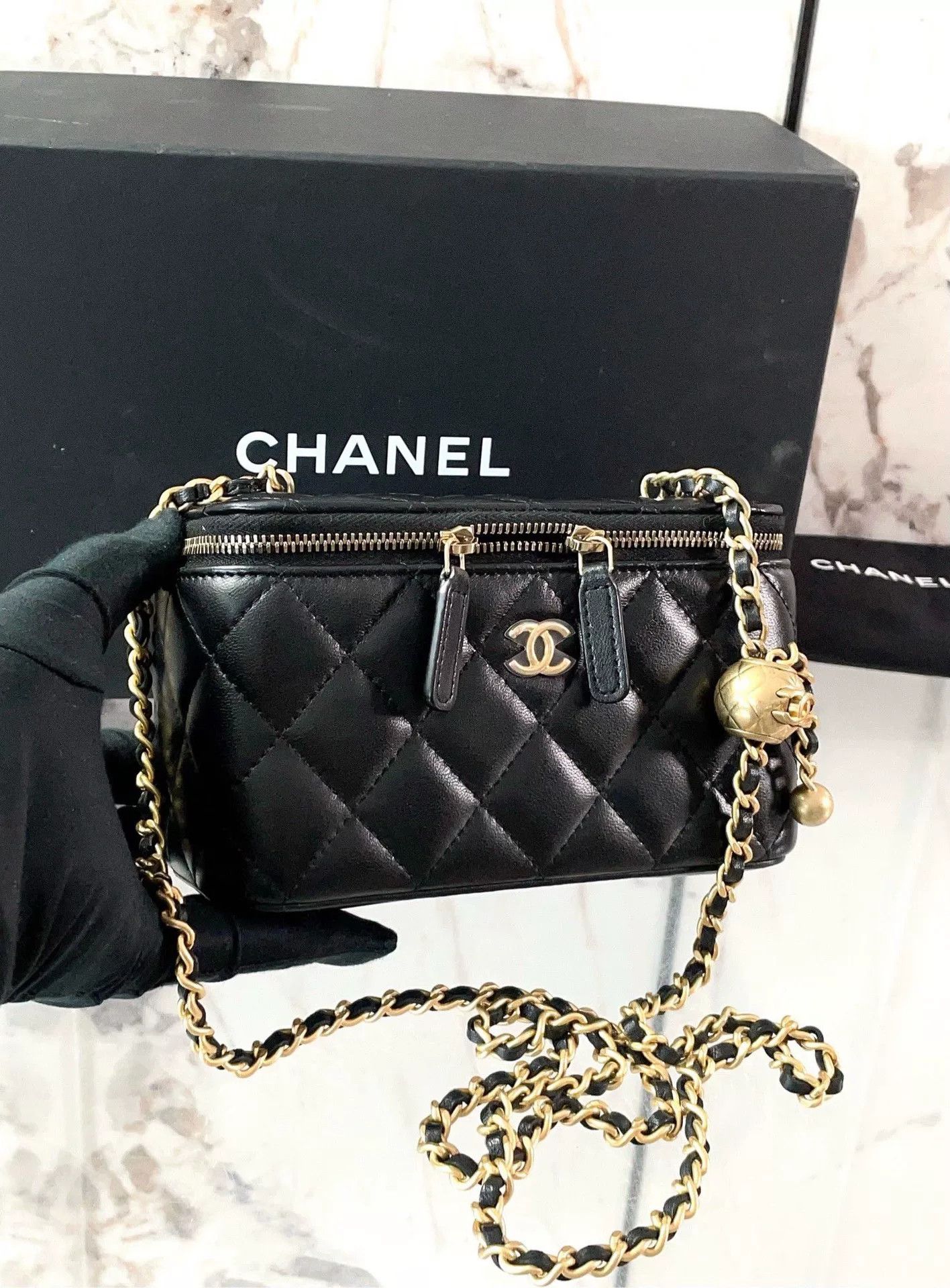 Chanel Pre-loved Bag Very good condition Size ONE SIZE - 6 Thumbnail
