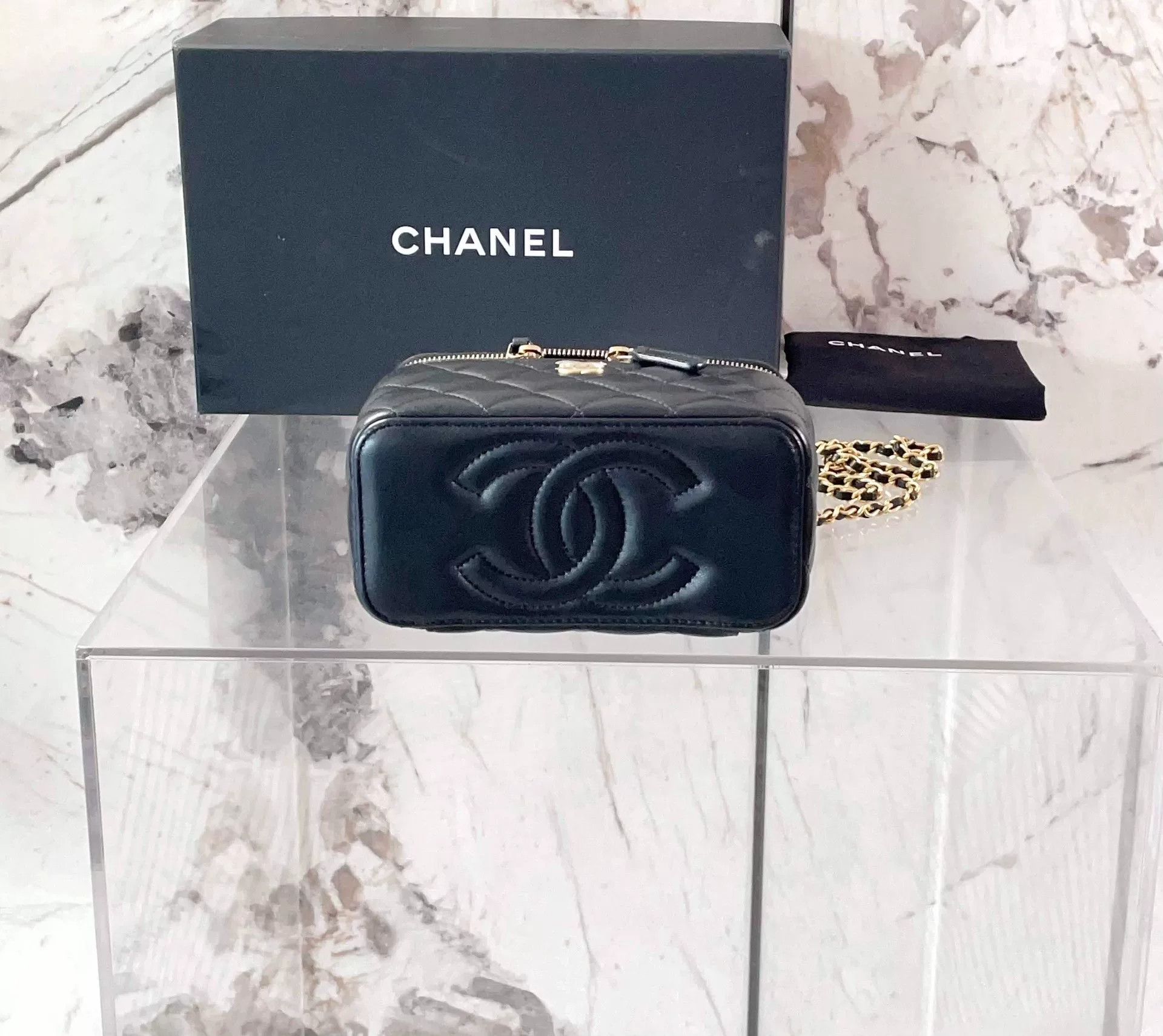 Chanel Pre-loved Bag Very good condition Size ONE SIZE - 4 Thumbnail