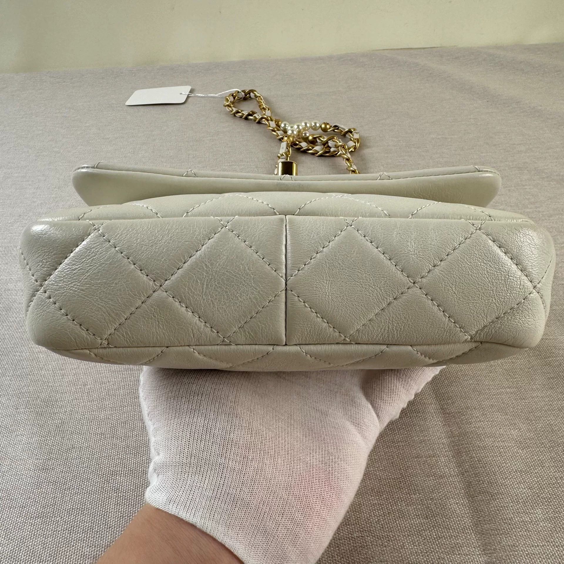 Chanel Pre-loved Bag Very good condition Size ONE SIZE - 2 Thumbnail