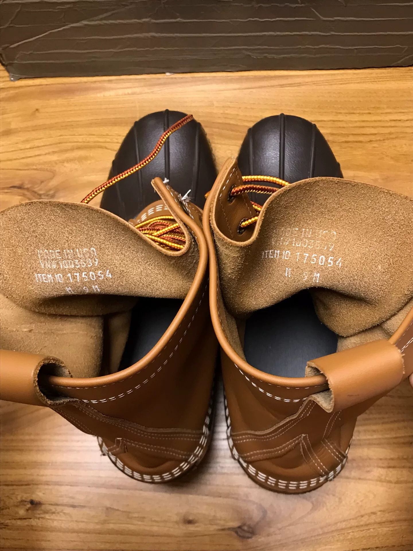 L.L. Bean L.L.Bean 10-inch Duck Boots Size US 9 / EU 42 - 9 Thumbnail