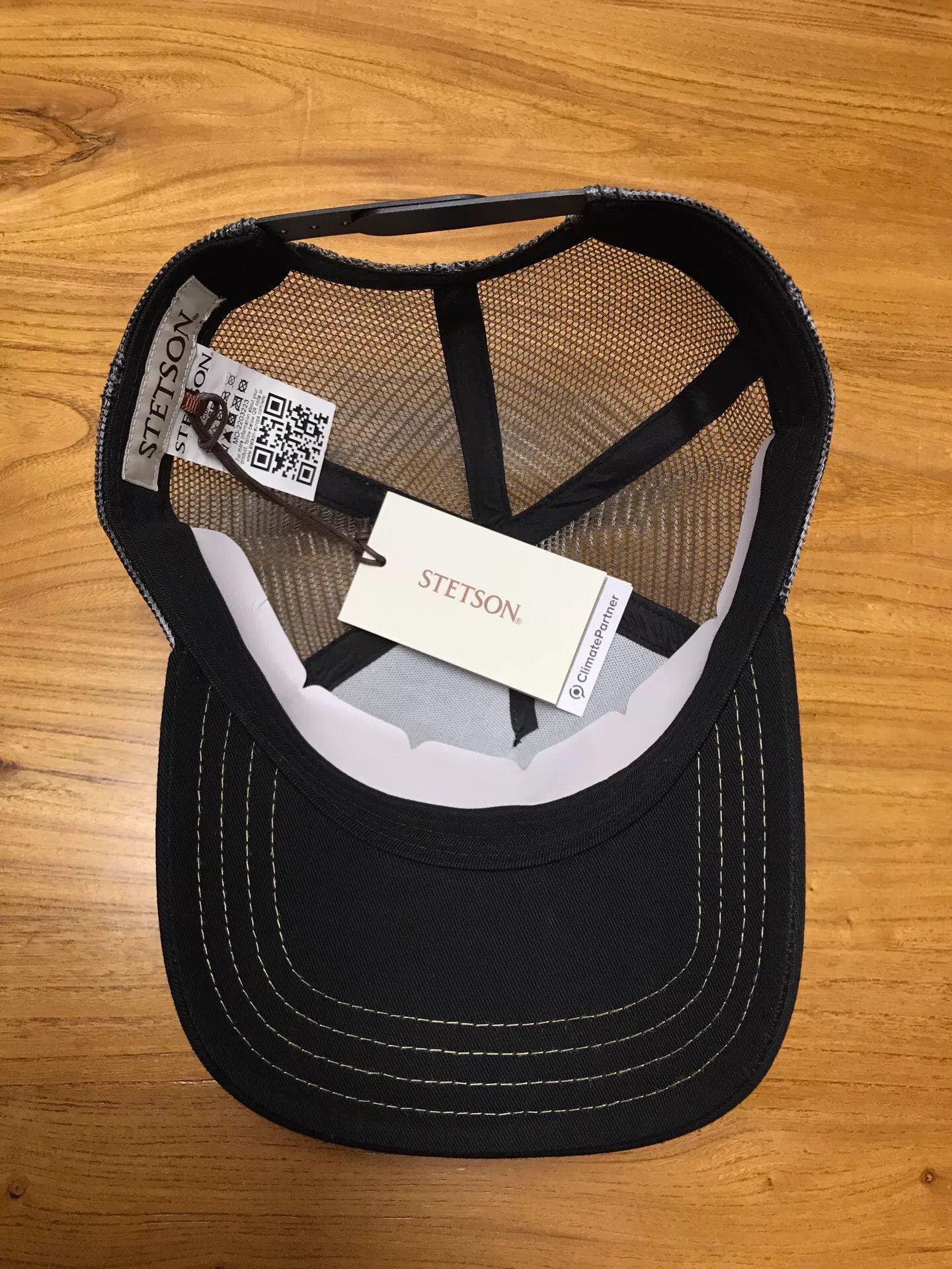 Stetson Stetson Black Trucker Cap w/ Gold Logo Size ONE SIZE - 6 Thumbnail