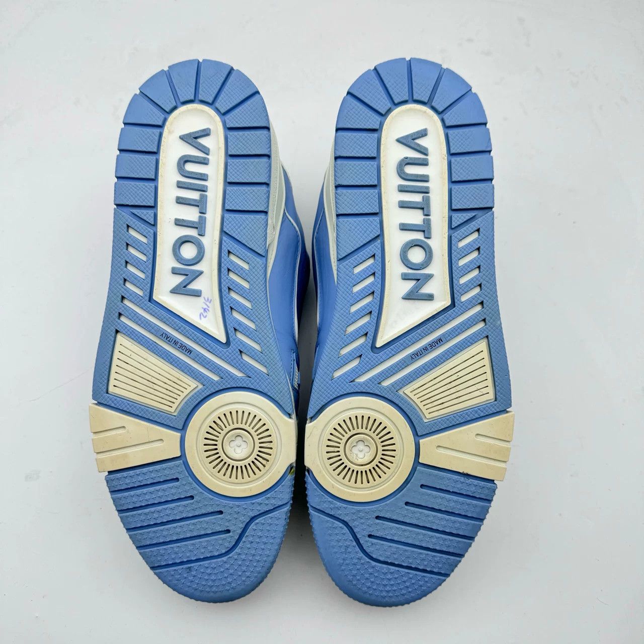 Louis Vuitton LV Sky Blue Spliced Trainer Sneakers Size US 8.5 / EU 41-42 - 5 Thumbnail