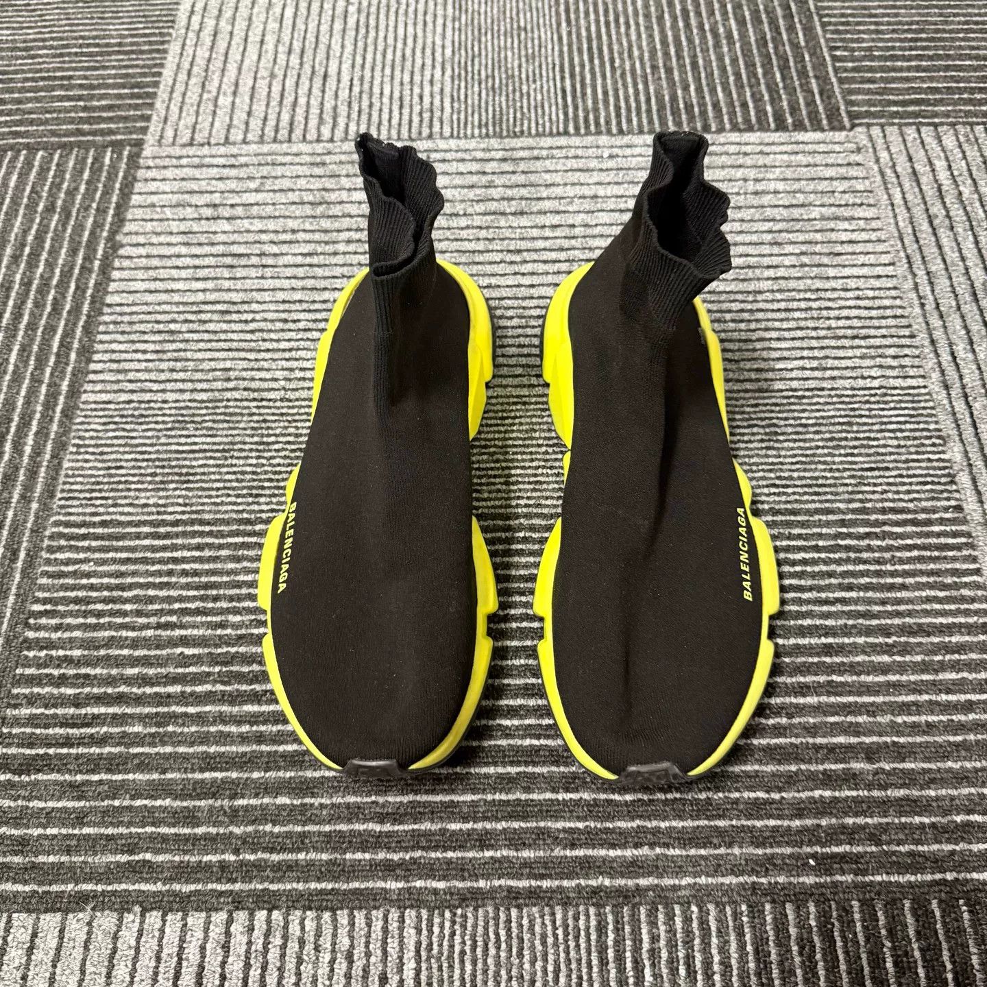 Balenciaga Balenciaga Sock Shoes Black Green Size US 11 / EU 44 - 2 Thumbnail