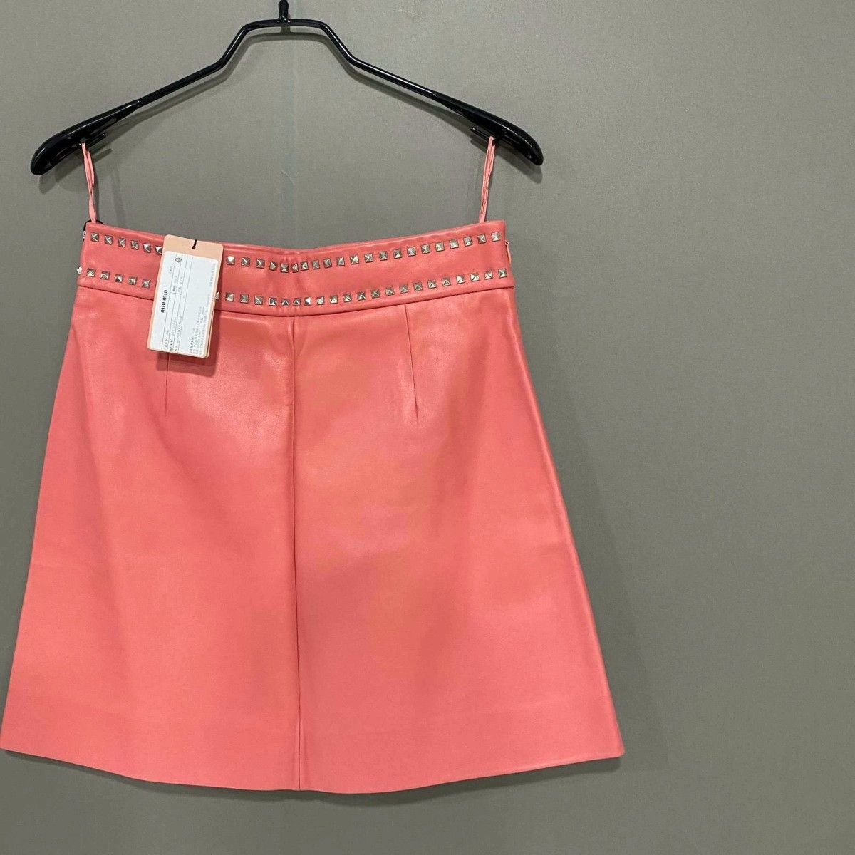 Miu Miu MIUMIU Pink Rivet Leather Skirt Size 40" / US 18 - 2 Thumbnail
