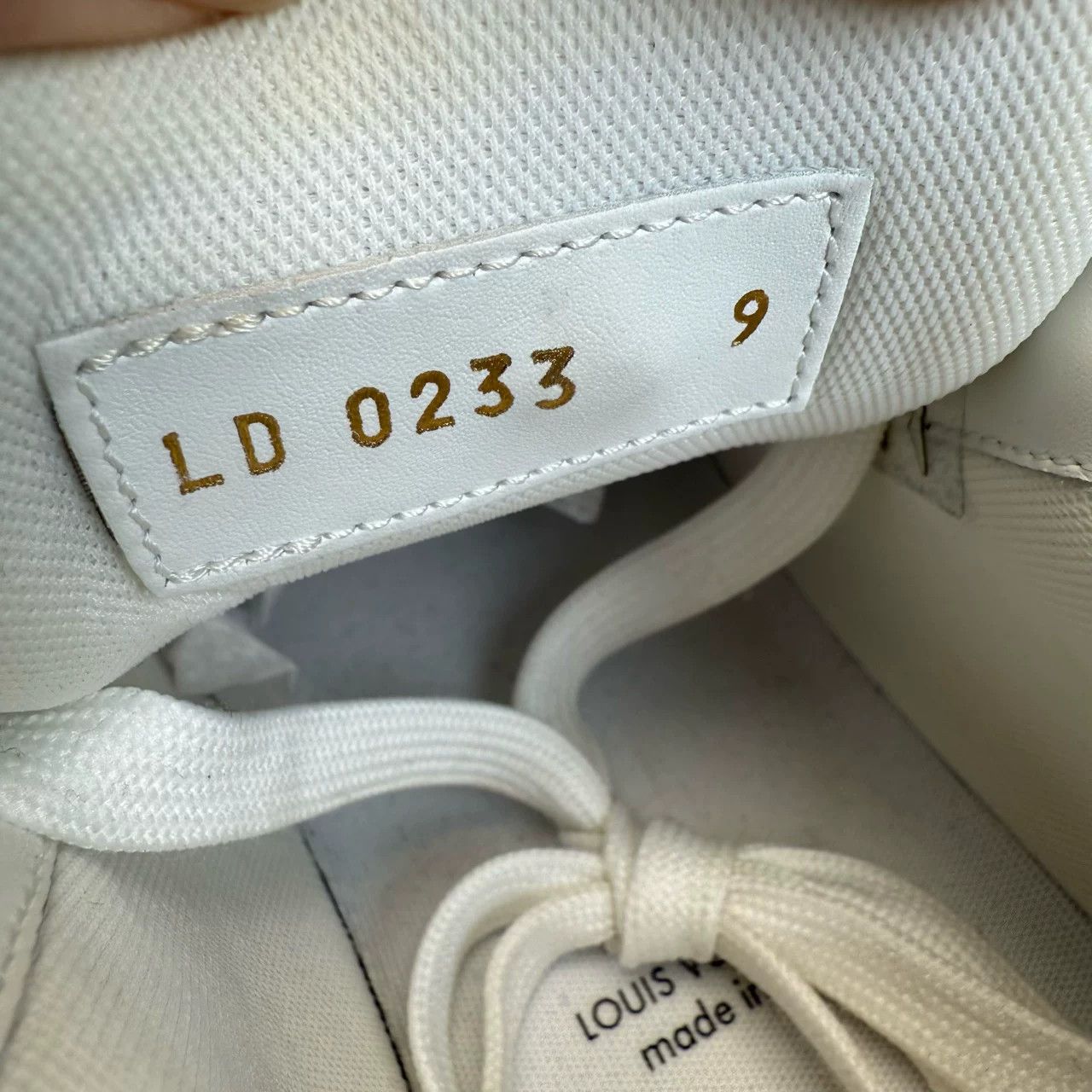 Louis Vuitton Louis Vuitton LV Trainer White Green Size US 11 / EU 44 - 7 Thumbnail