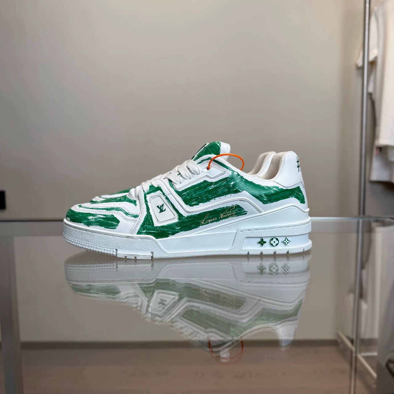Louis Vuitton Louis Vuitton LV Trainer White Green Size US 11 / EU 44 - 5 Thumbnail