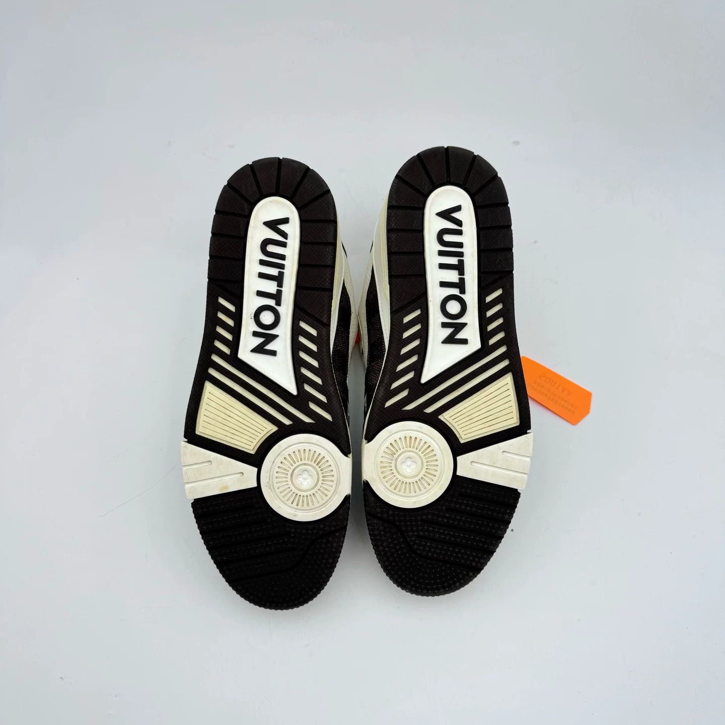 Louis Vuitton LV Trainer White Brown Check Size 7.5/41.5 Size US 8.5 / EU 41-42 - 6 Thumbnail