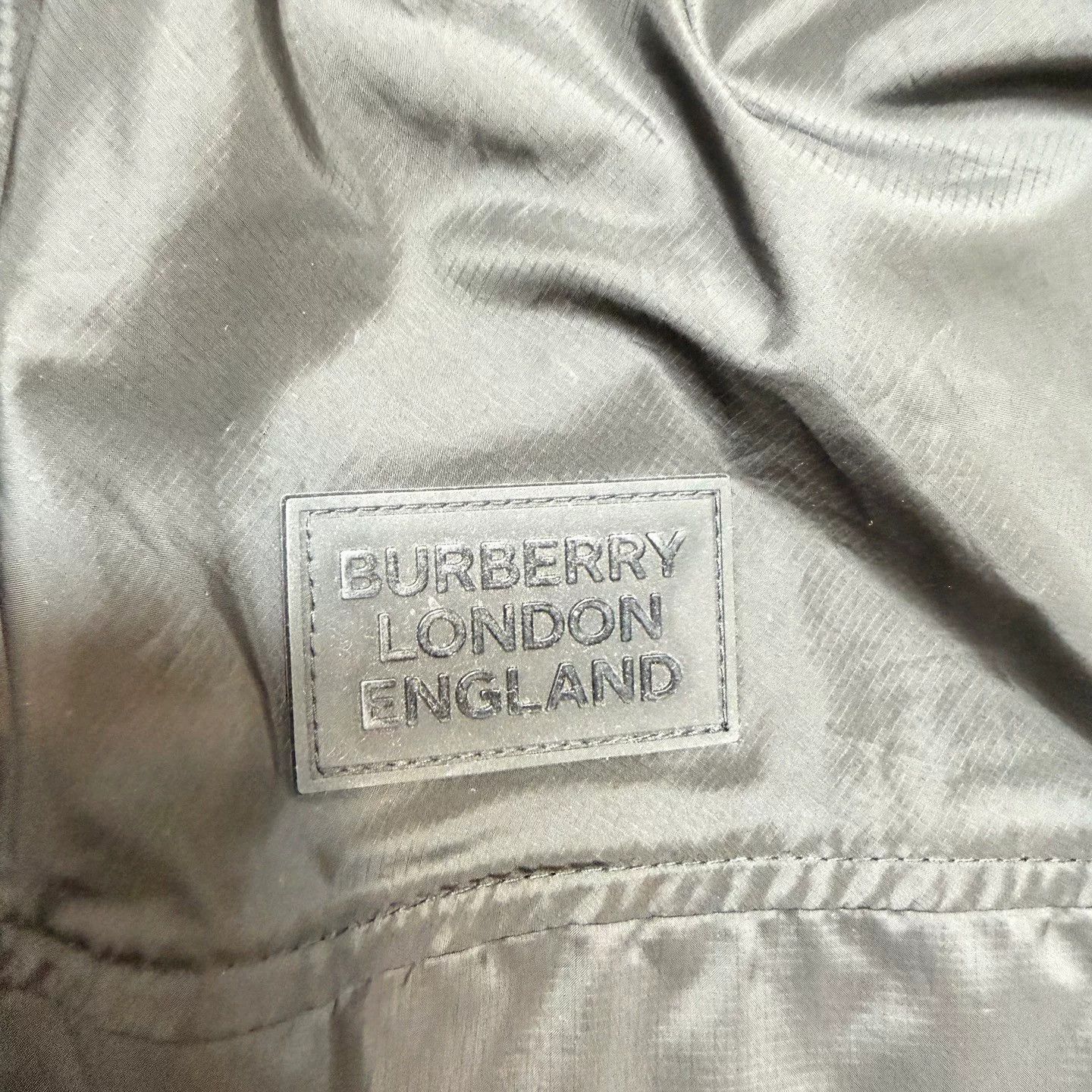 Burberry Burberry Chest Logo Design Windbreaker Size US M / EU 48-50 / 2 - 8 Thumbnail