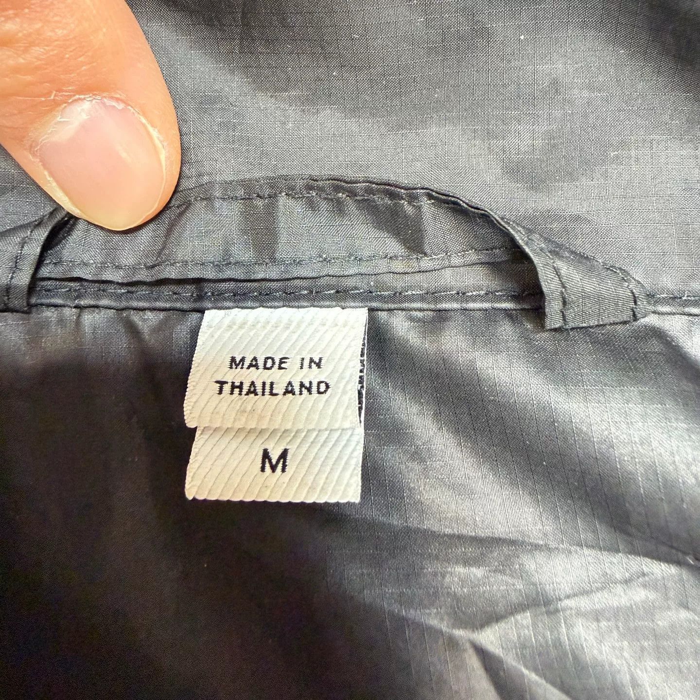 Burberry Burberry Chest Logo Design Windbreaker Size US M / EU 48-50 / 2 - 3 Thumbnail