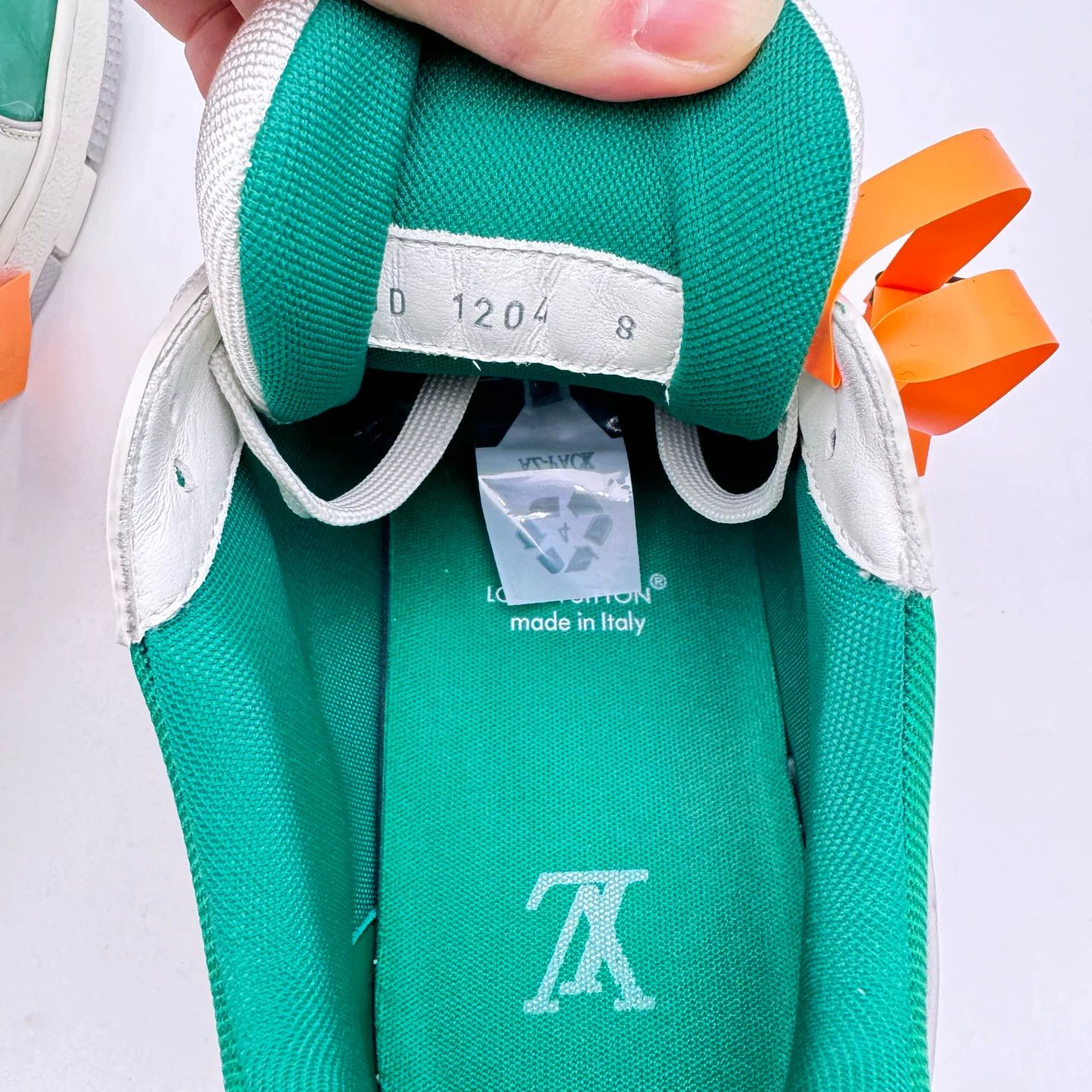 Louis Vuitton LV Peacock Green Trainer Size 42 Size US 9 / EU 42 - 7 Thumbnail