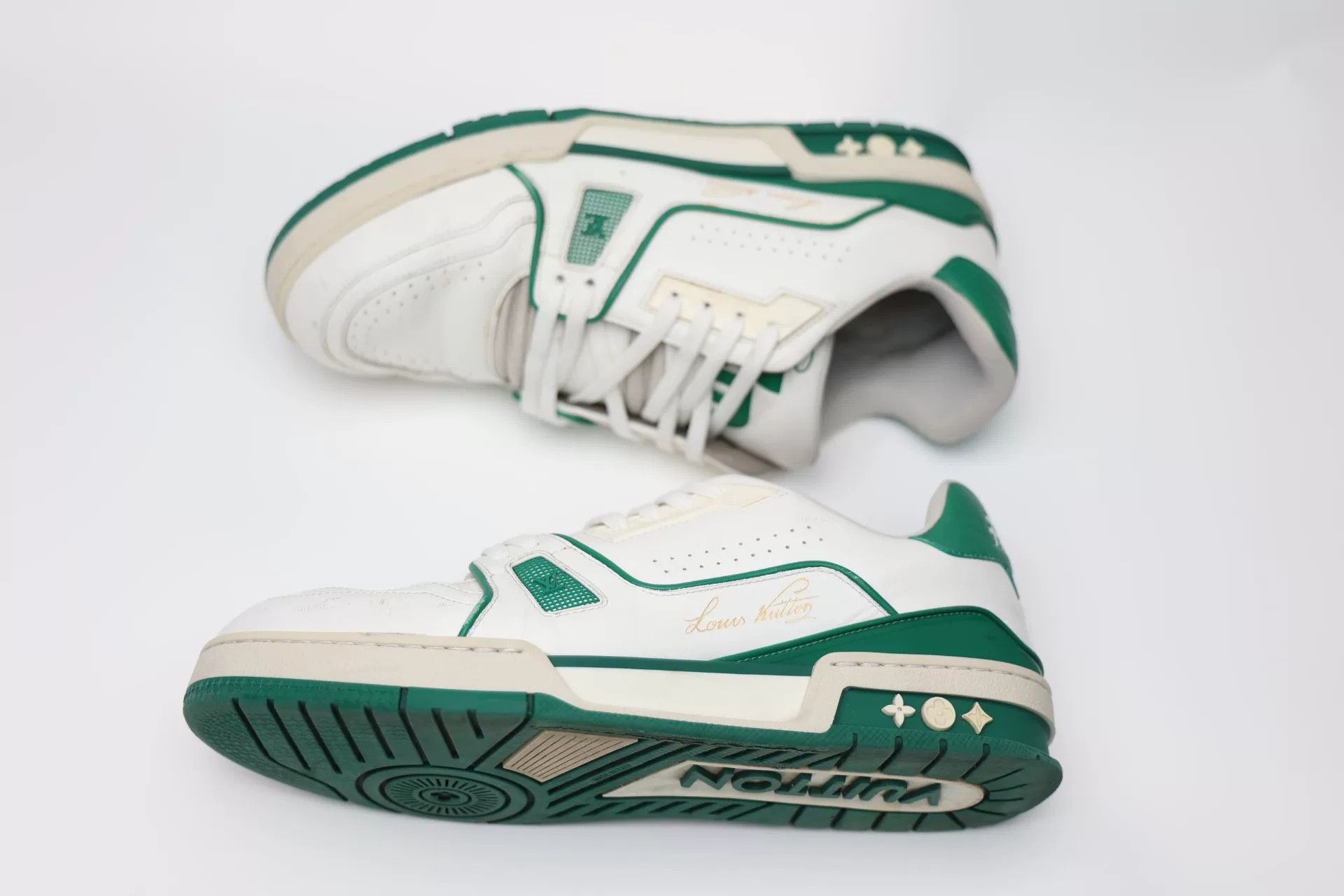 Louis Vuitton Louis Vuitton White Green Trainer Size US 8 / EU 41 - 5 Thumbnail