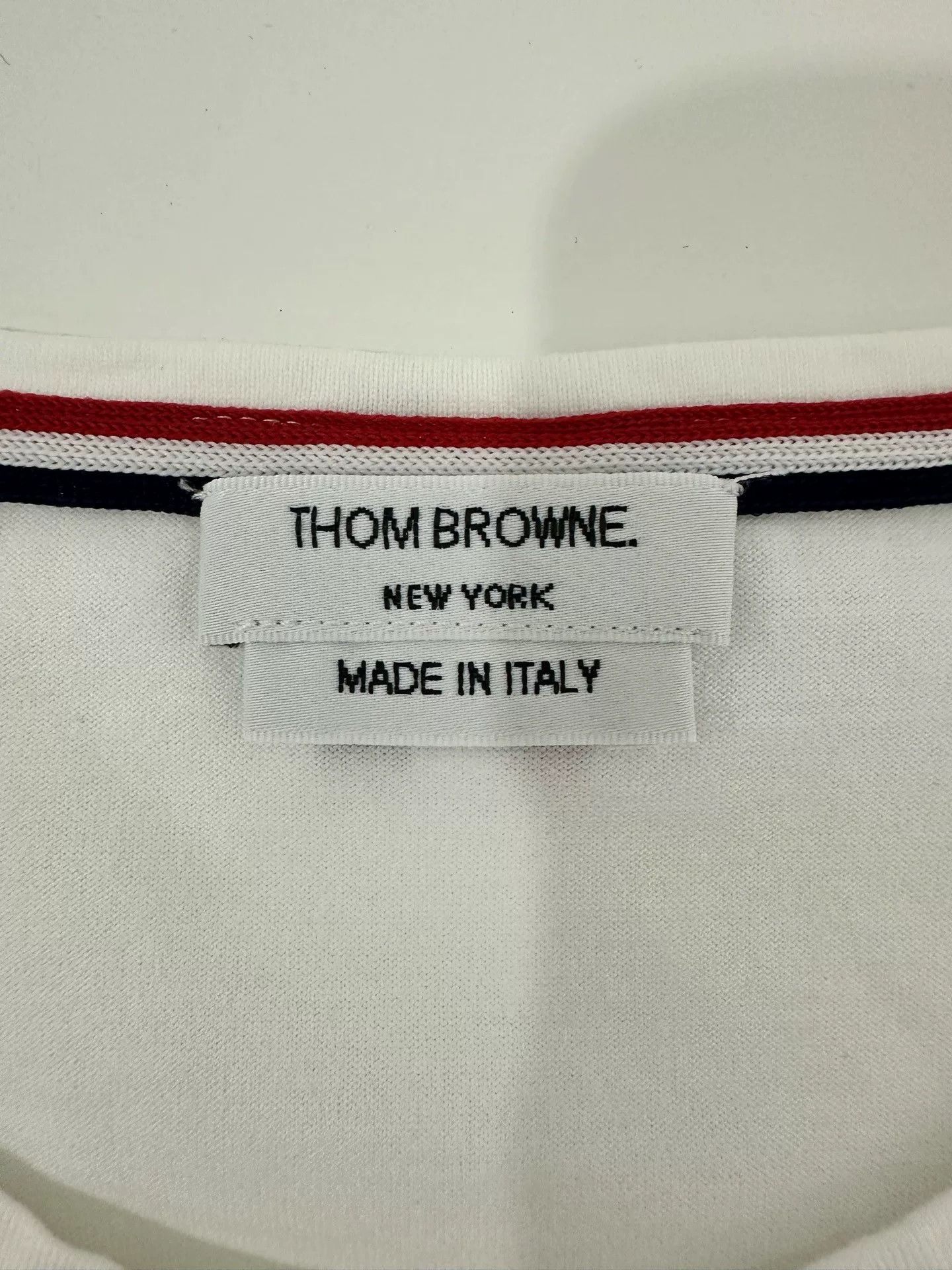 Thom Browne THOM BROWNE Slim Fit Solid Crewneck T-Shirt Size US S / EU 44-46 / 1 - 4 Thumbnail
