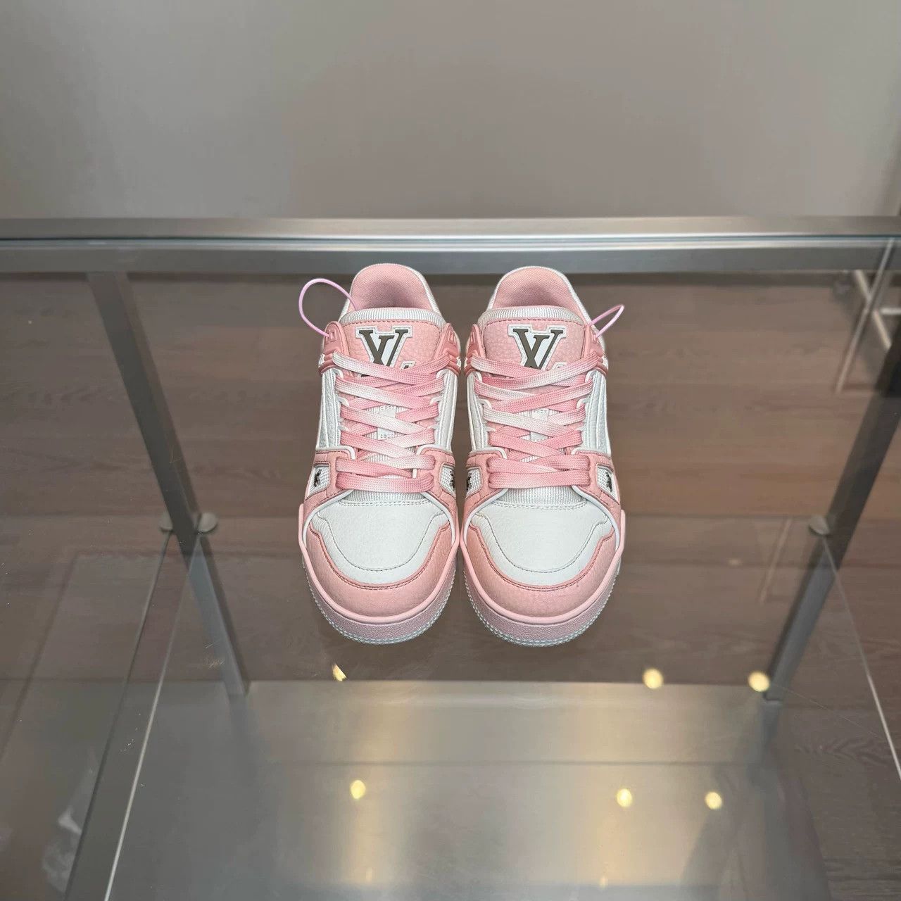 Louis Vuitton Louis Vuitton LV Trainer Pink White Size US 4.5 / IT 34.5 - 5 Thumbnail