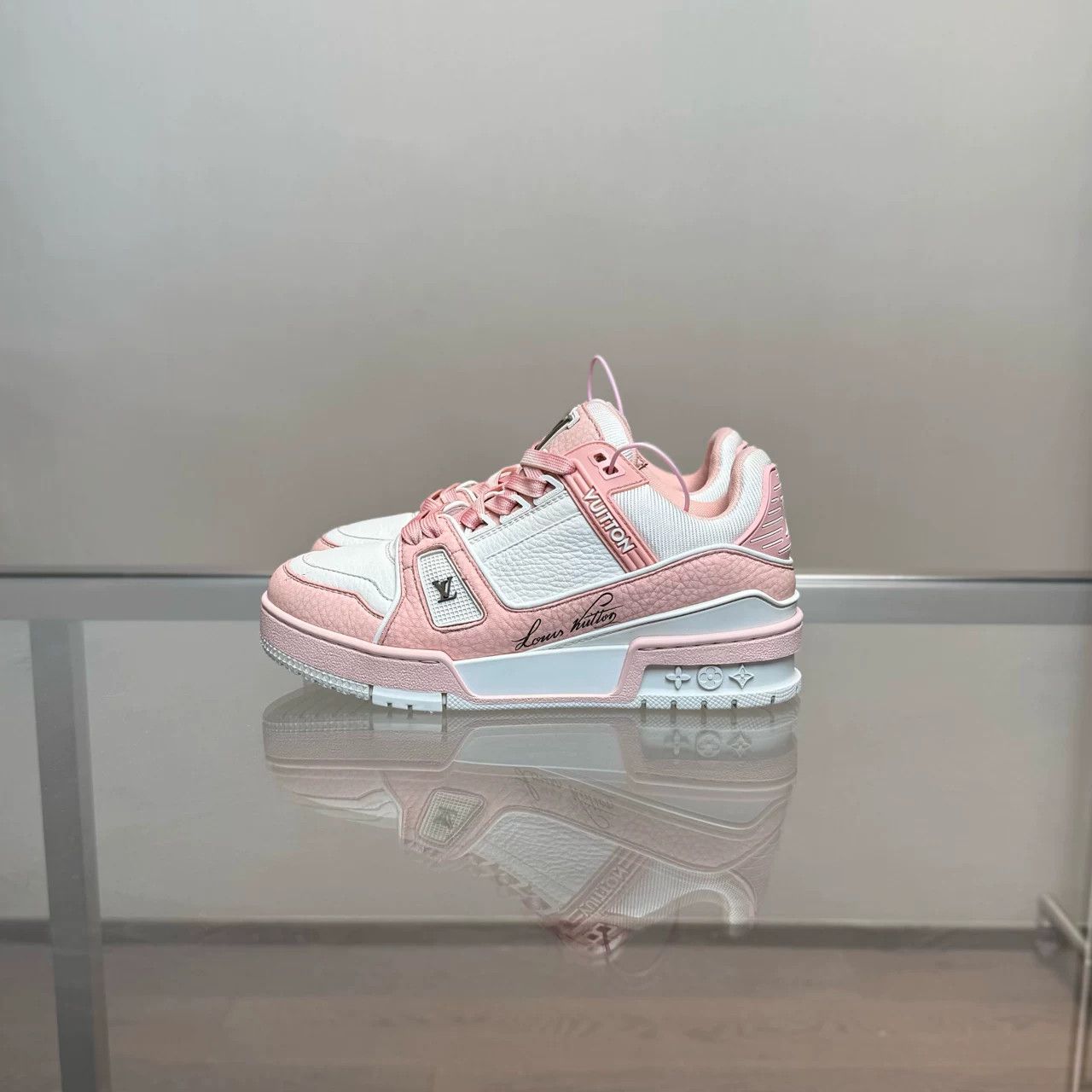 Louis Vuitton Louis Vuitton LV Trainer Pink White Size US 4.5 / IT 34.5 - 3 Thumbnail