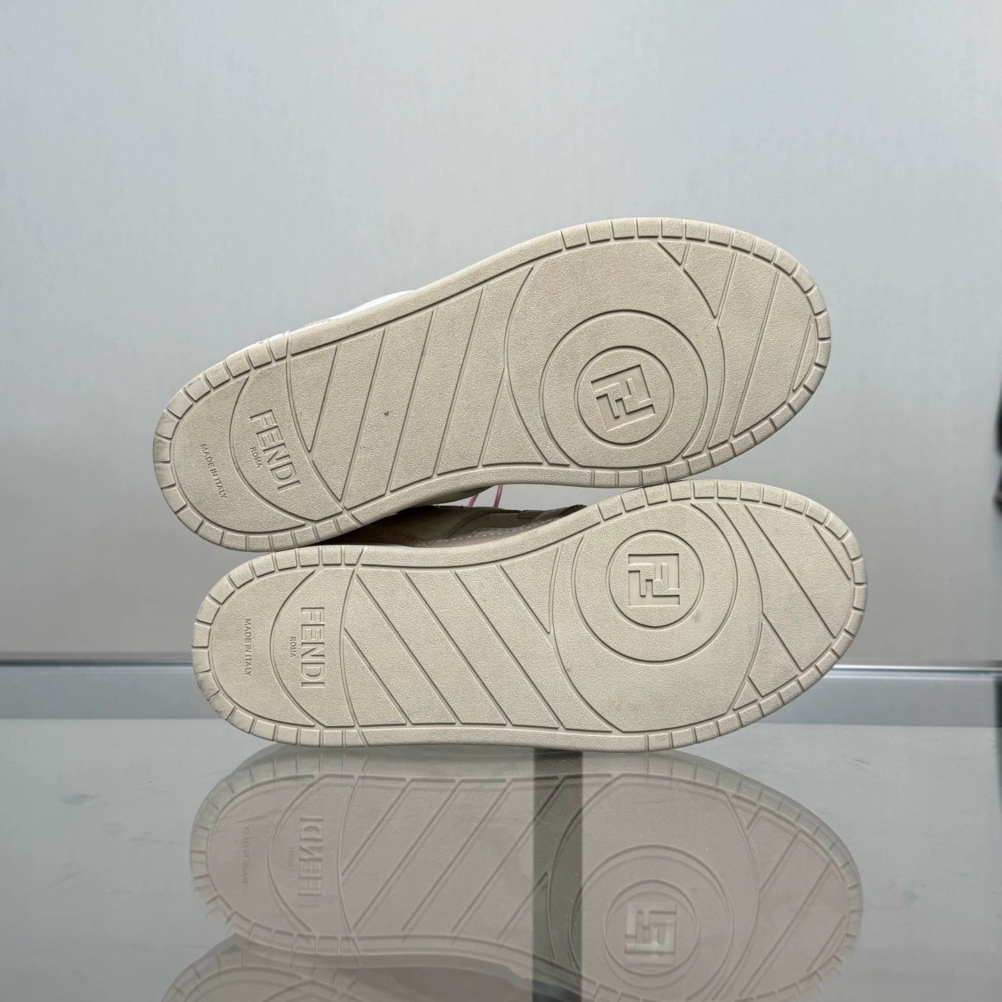 Fendi Fendi Match Sneakers Size US 5 / IT 35 - 7 Thumbnail
