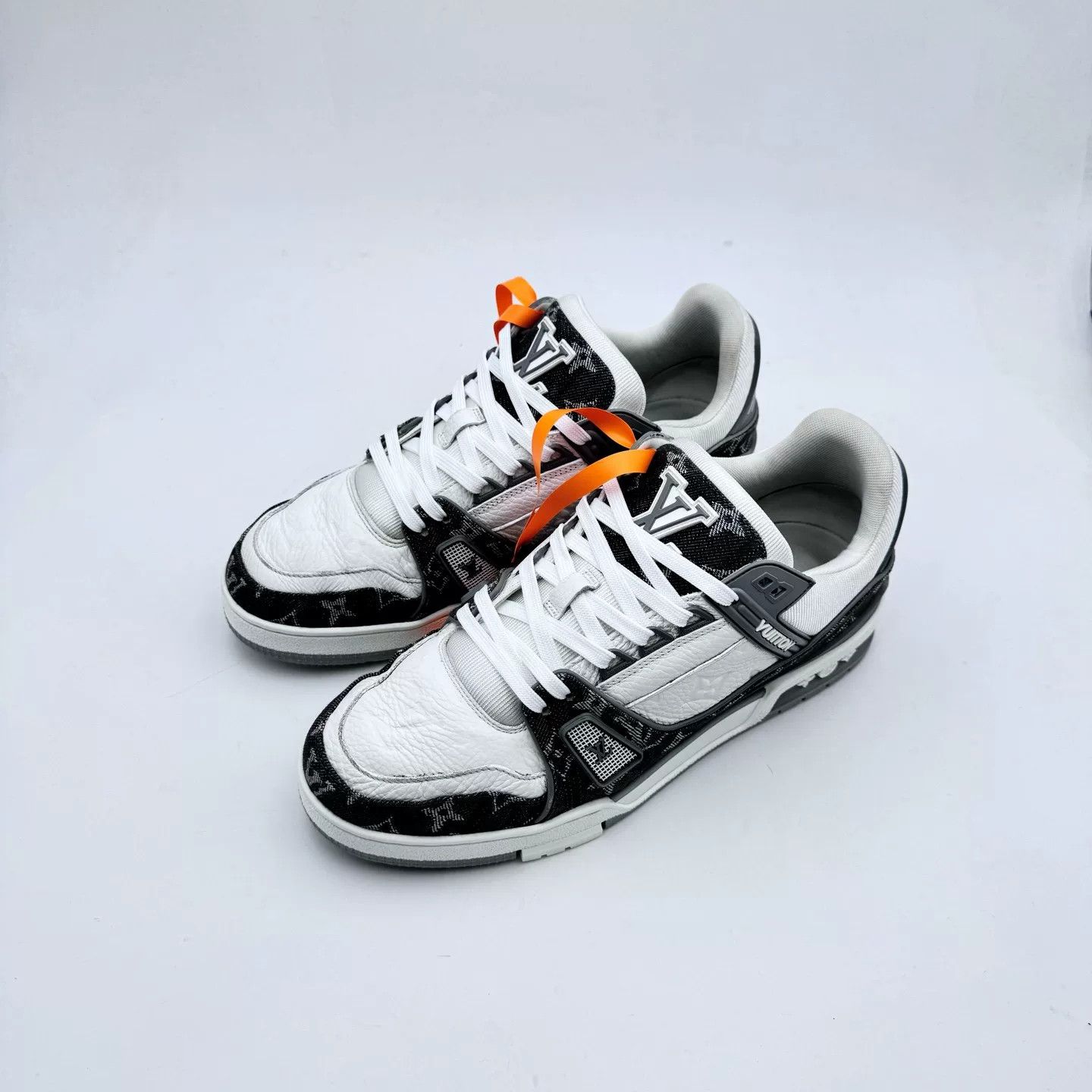 Louis Vuitton LV Gray Denim Trainer Size 41.5 Size US 8.5 / EU 41-42 - 2 Thumbnail