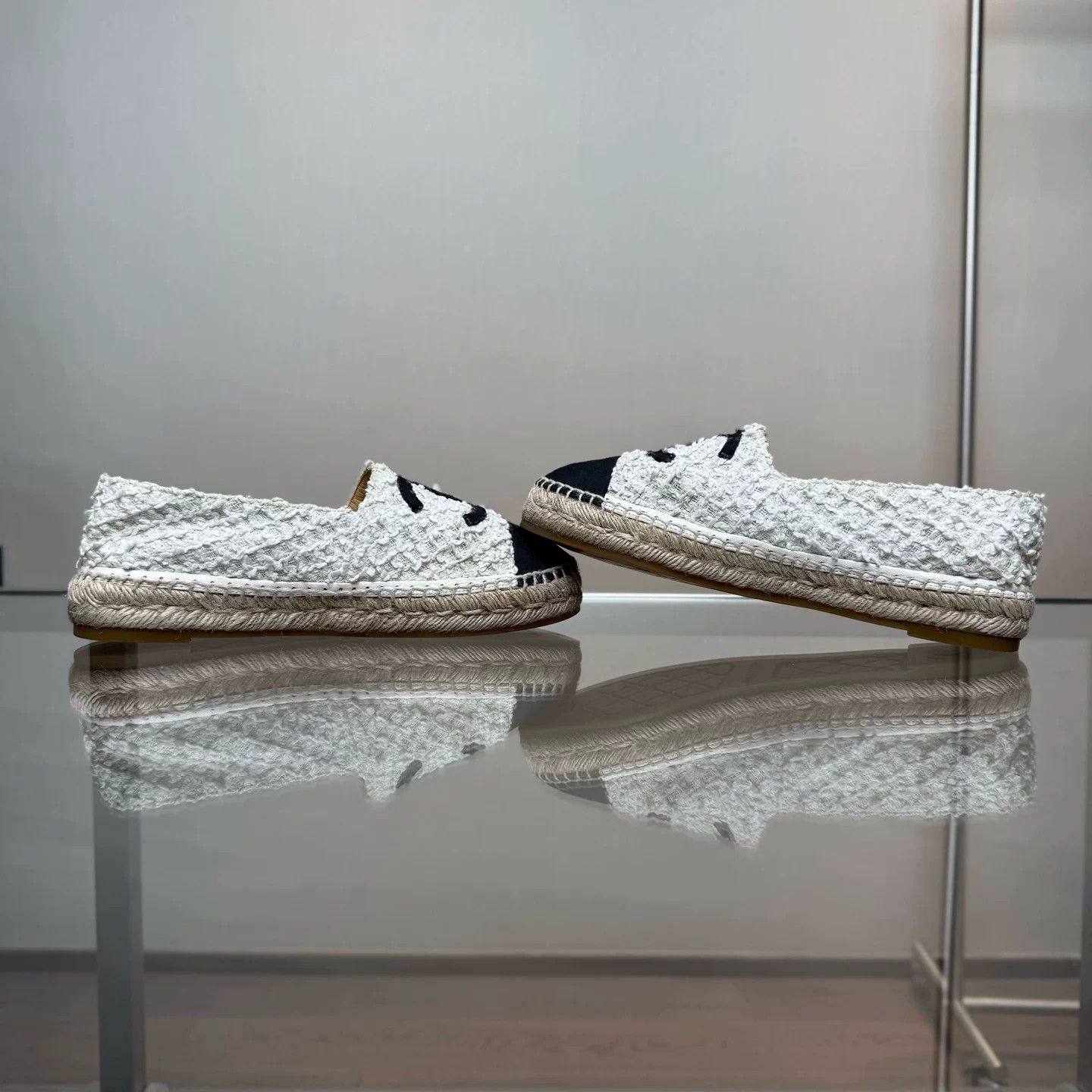Chanel Chanel Black White Fisherman Shoes Size US 8 / IT 38 - 4 Thumbnail