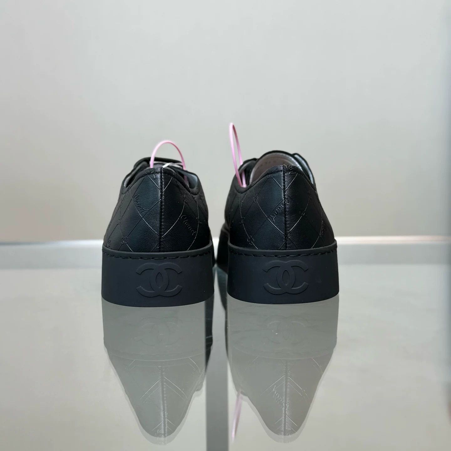 Chanel Chanel 25P Logo Print Sneakers Size US 6.5 / IT 36.5 - 3 Thumbnail