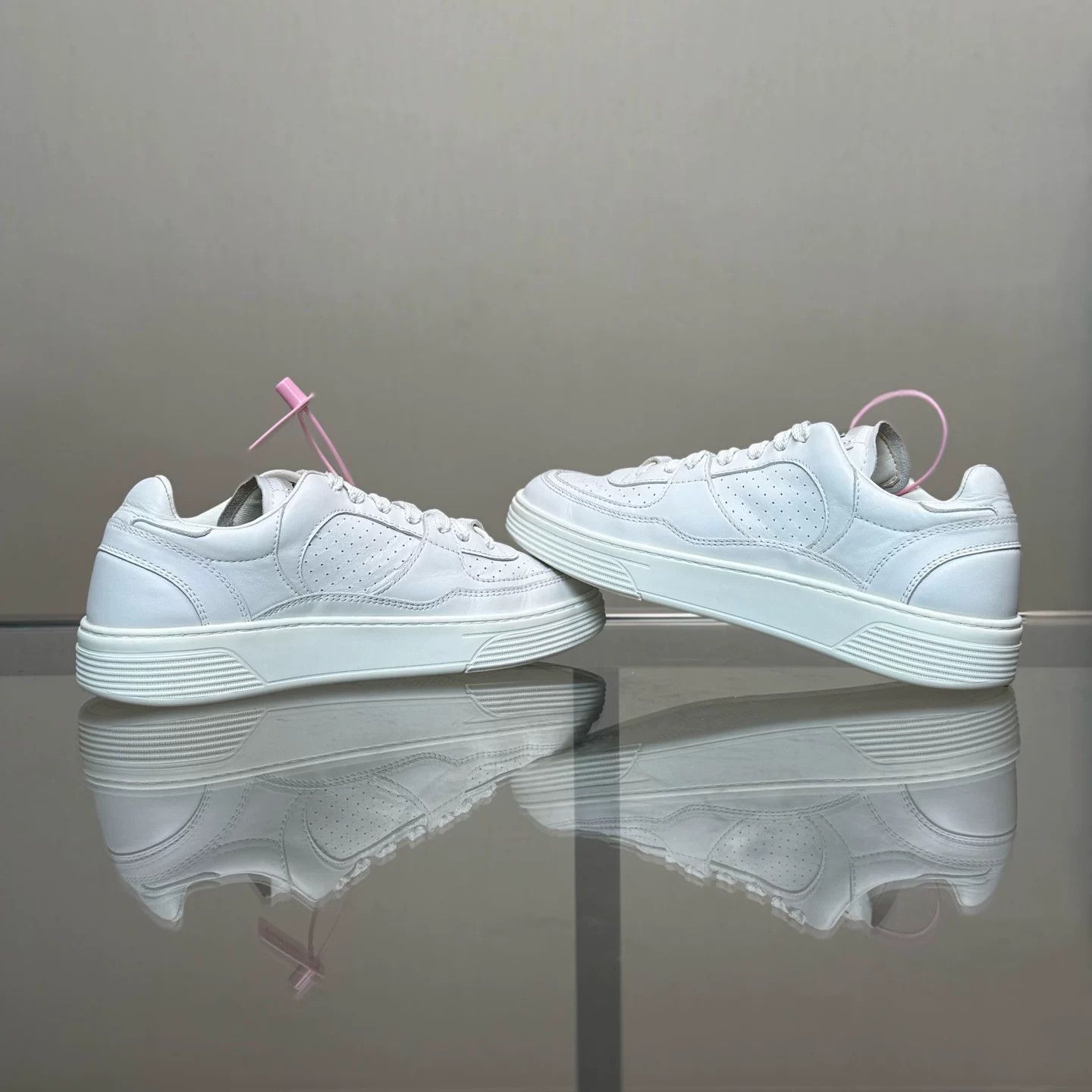 Chanel CHANEL 23A Double C Logo White Sneakers Size US 5.5 / IT 35.5 - 6 Thumbnail