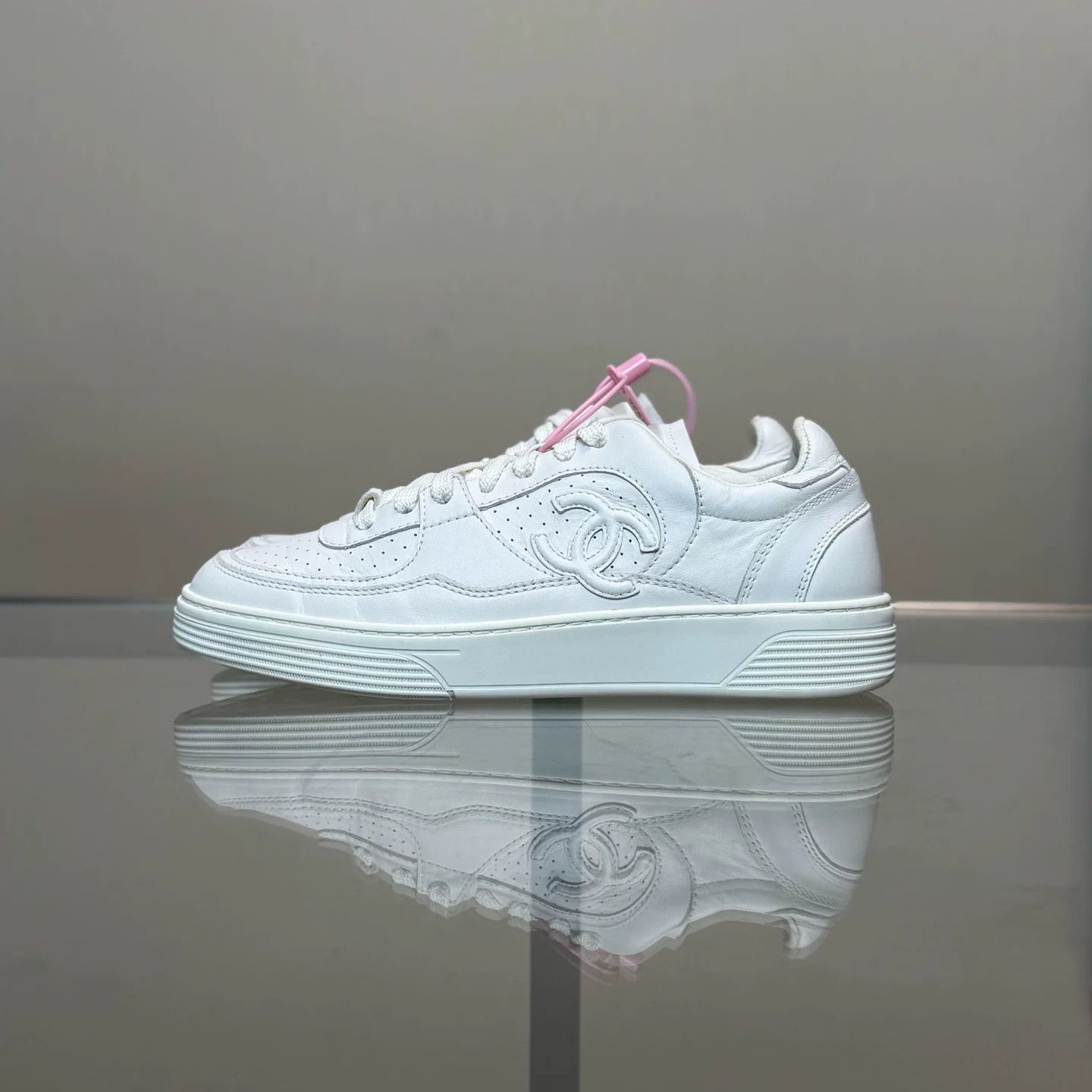 Chanel CHANEL 23A Double C Logo White Sneakers Size US 5.5 / IT 35.5 - 5 Thumbnail