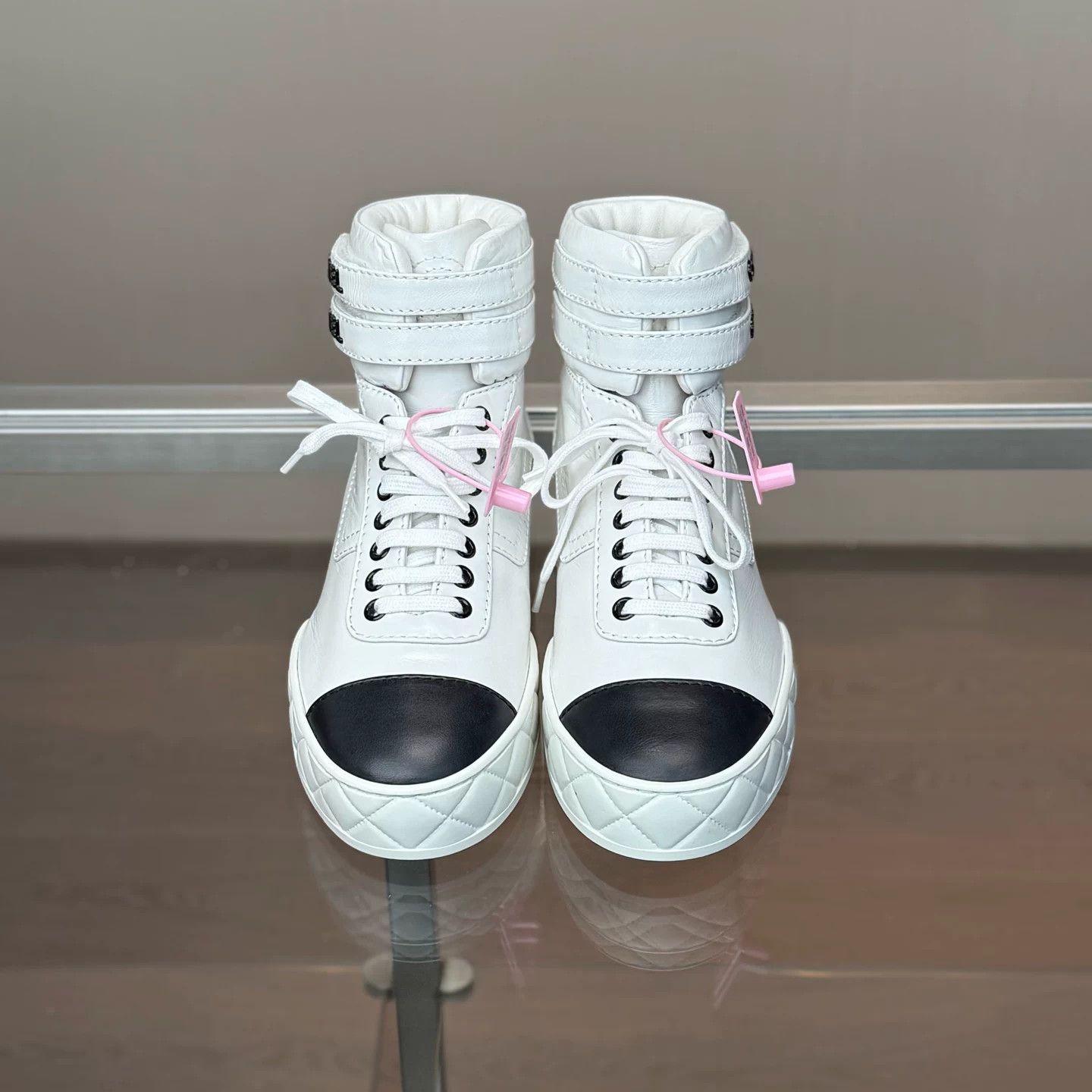 Chanel CHANEL 23A High Top Velcro Logo Sneakers Size US 6.5 / IT 36.5 - 2 Thumbnail