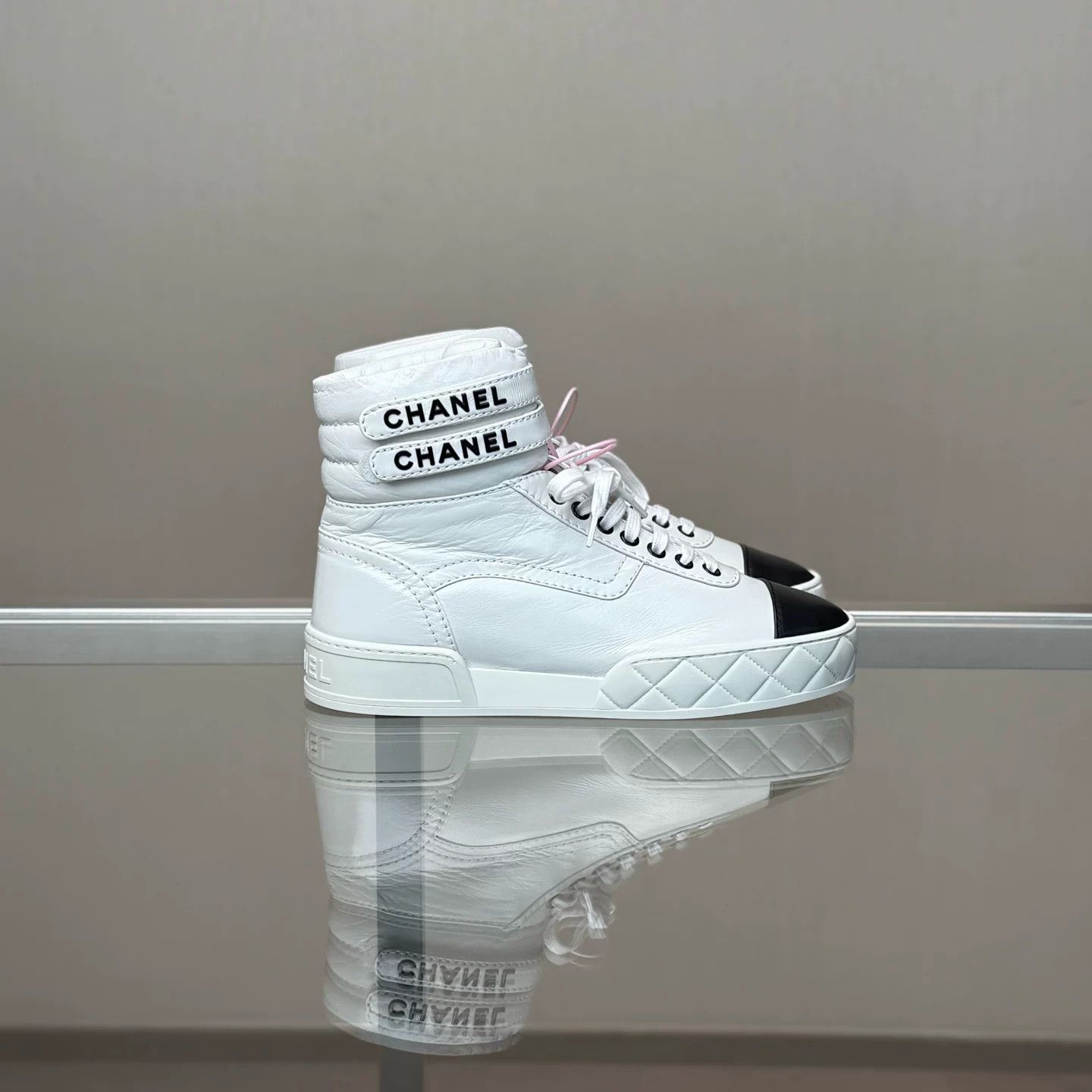 Chanel CHANEL 23A High Top Velcro Logo Sneakers Size US 6.5 / IT 36.5 - 5 Thumbnail