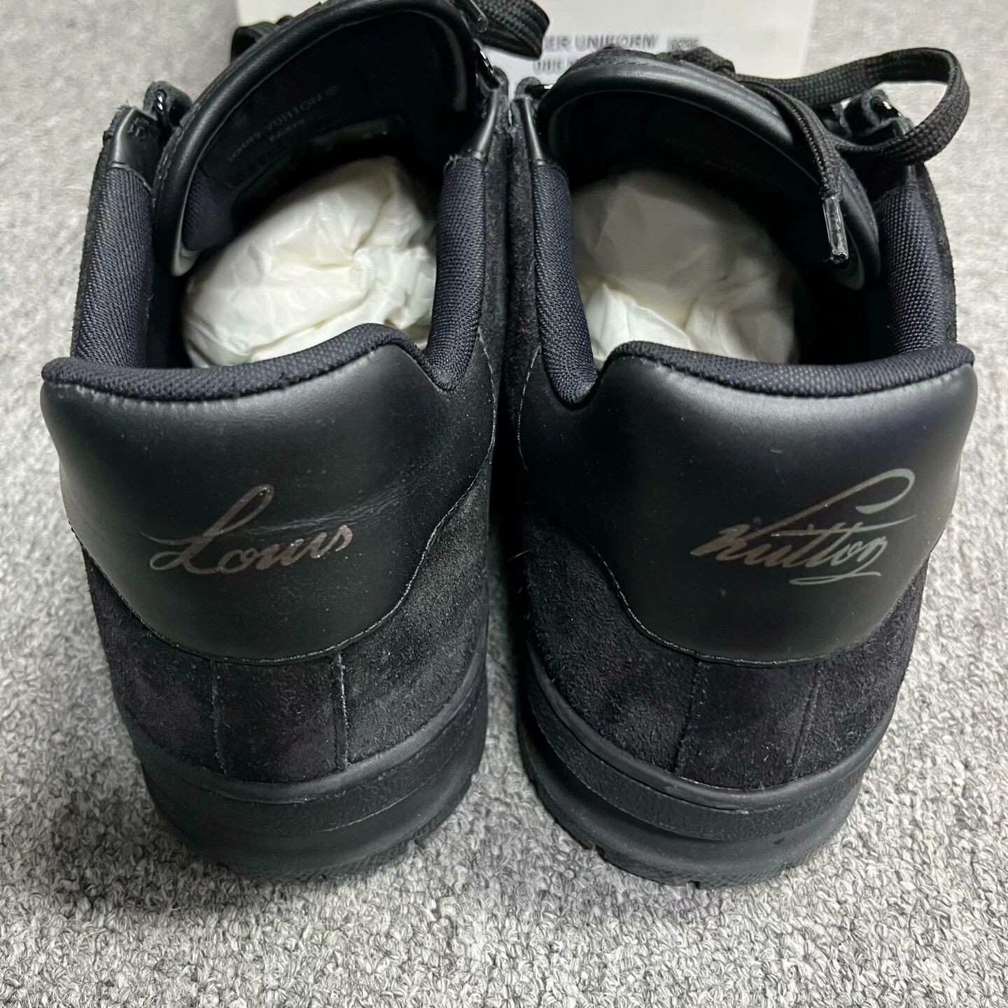 Louis Vuitton Louis Vuitton Black Round-Toe Casual Shoes Size US 8.5 / EU 41-42 - 4 Thumbnail