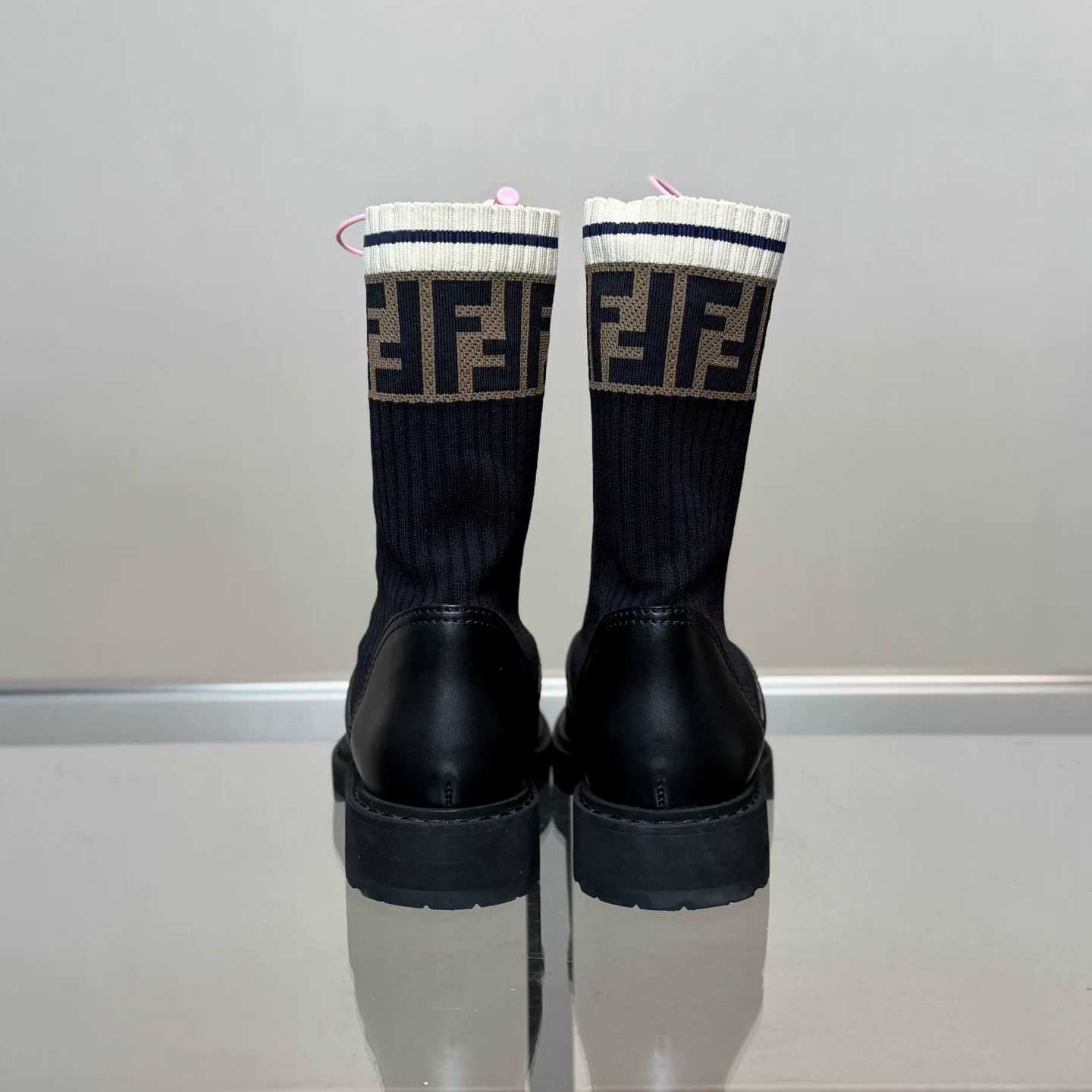 Fendi Fendi Monogram Martin Boots Size US 4 / IT 34 - 4 Thumbnail