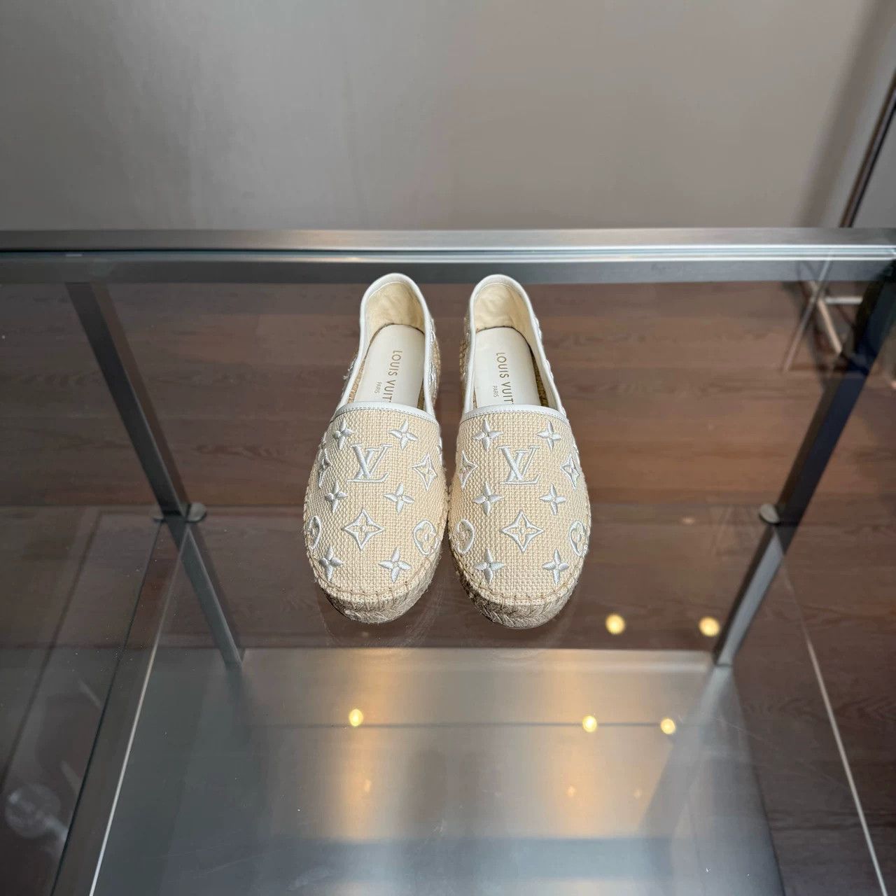 Louis Vuitton Louis Vuitton Fisherman Shoes Size US 6 / IT 36 - 5 Thumbnail