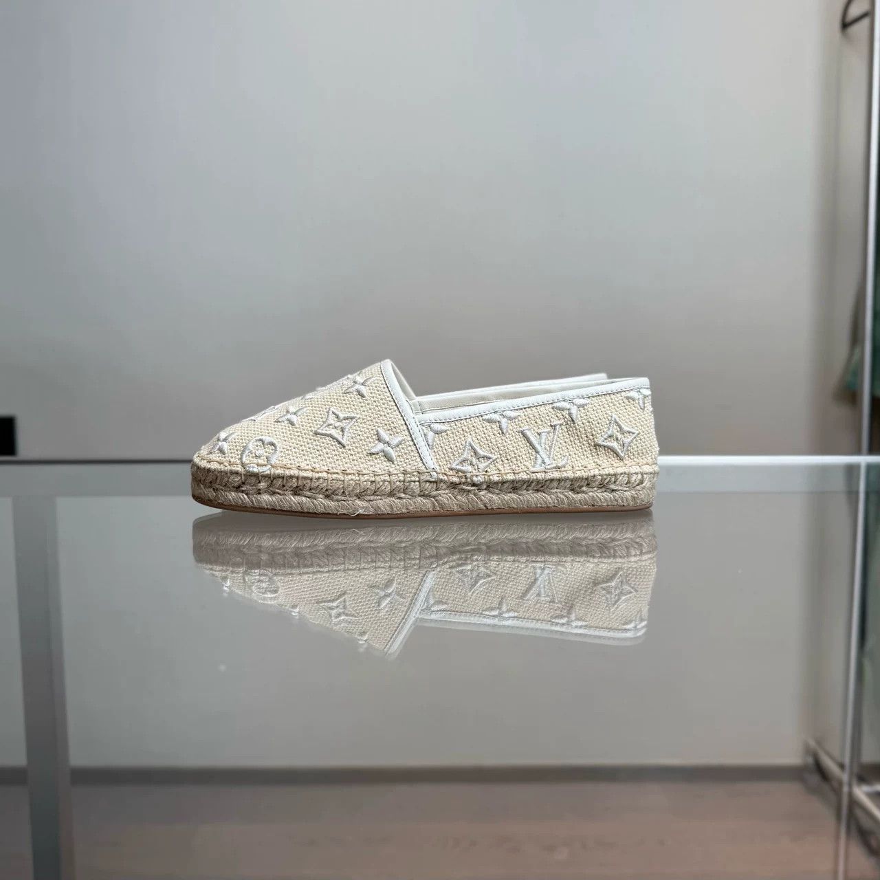 Louis Vuitton Louis Vuitton Fisherman Shoes Size US 6 / IT 36 - 3 Thumbnail