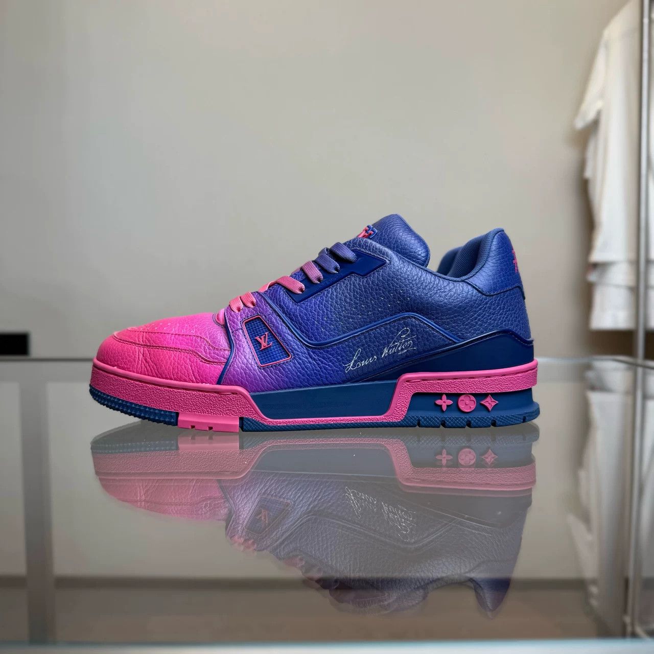Louis Vuitton Louis Vuitton Trainer Sneakers Size US 8 / EU 41 - 3 Thumbnail