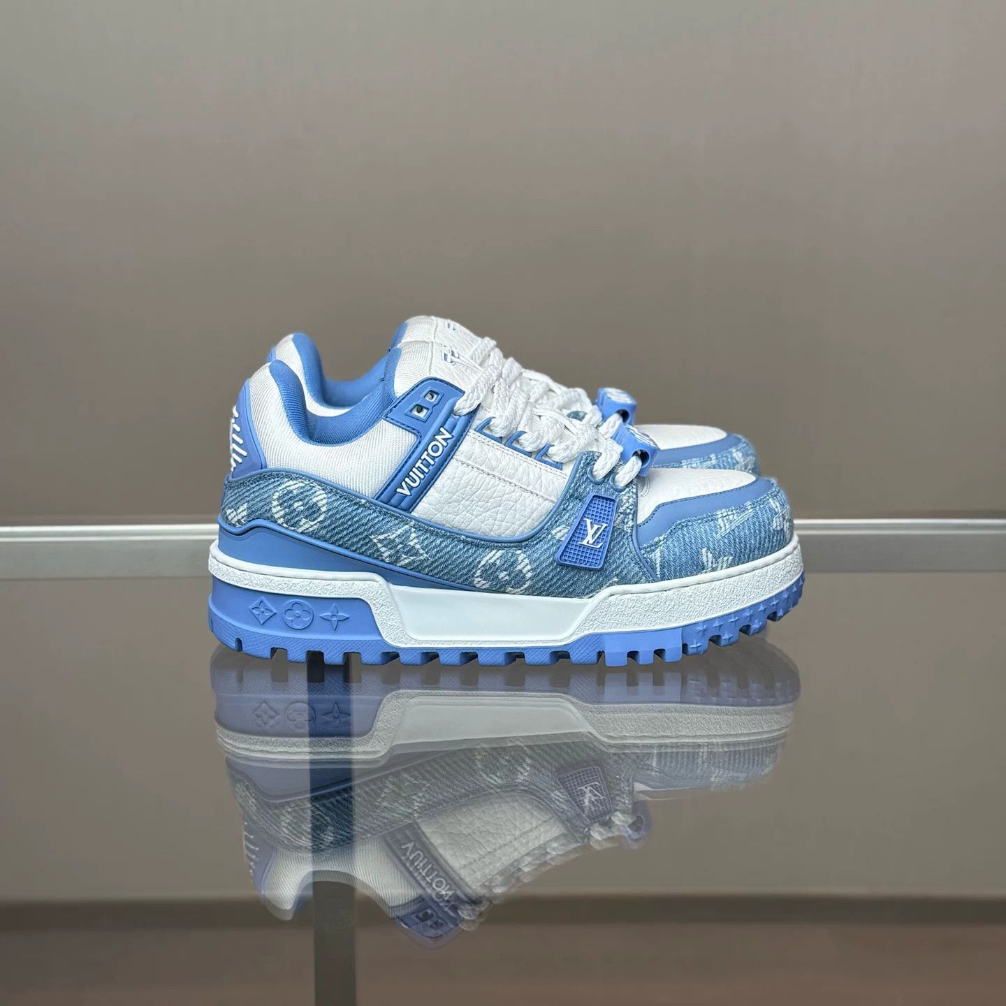Louis Vuitton Louis Vuitton LV Trainer Maxi Sneakers Size US 7 / IT 37 - 3 Thumbnail