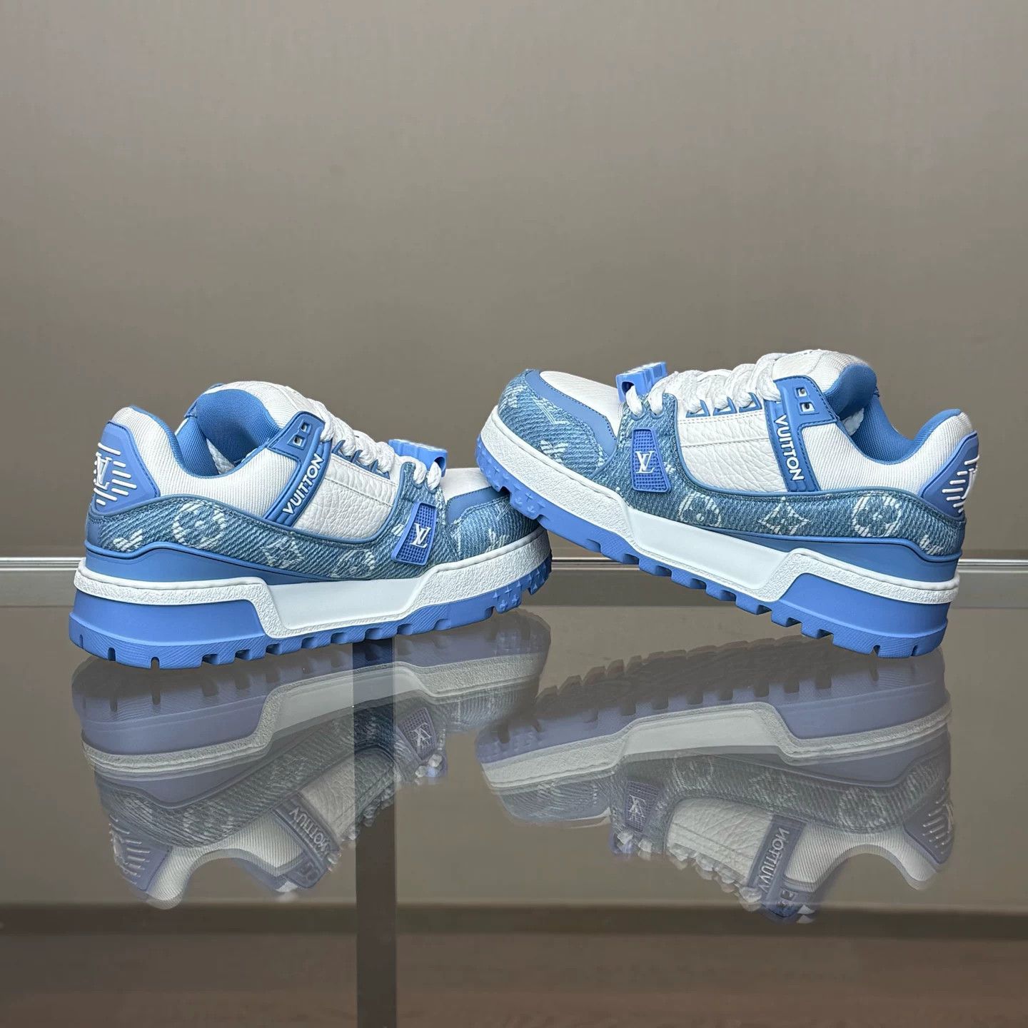 Louis Vuitton Louis Vuitton LV Trainer Maxi Sneakers Size US 7 / IT 37 - 6 Thumbnail