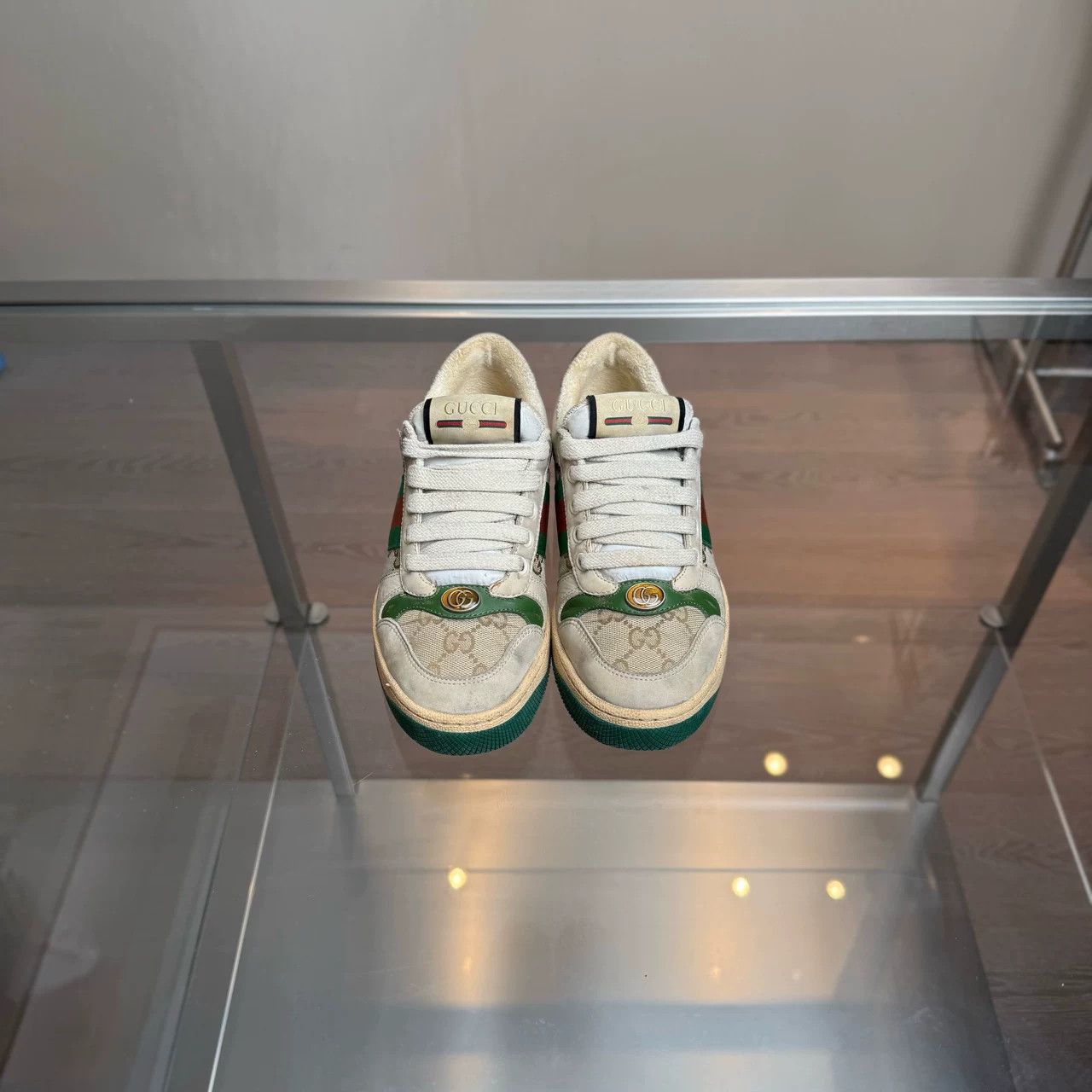 Gucci Gucci White Green Distressed Sneakers Size US 4 / IT 34 - 6 Thumbnail