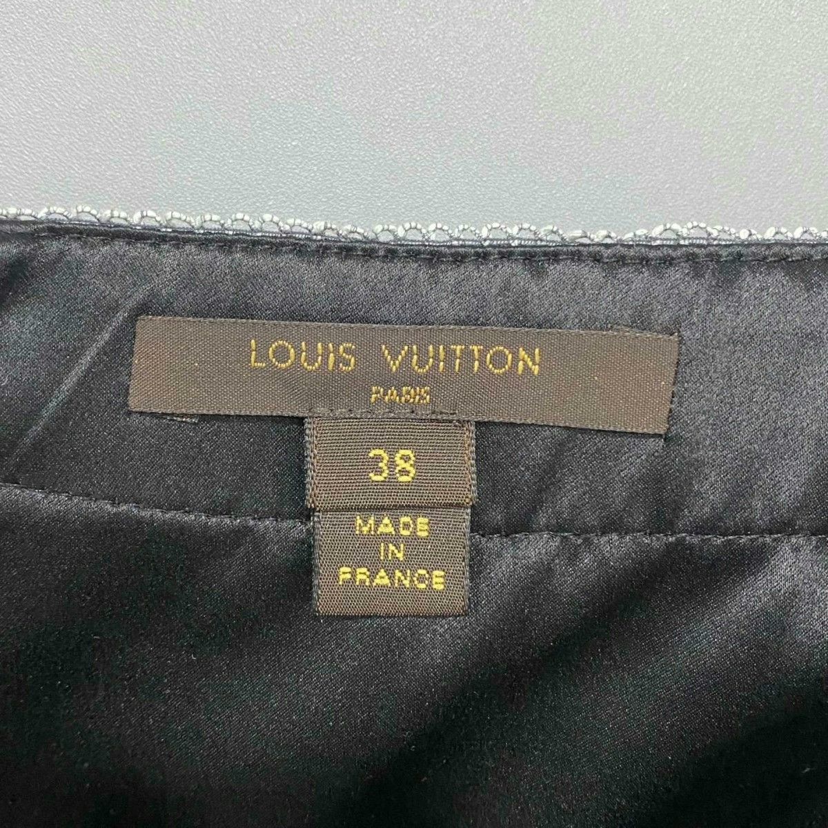 Louis Vuitton Louis Vuitton Black Midi Skirt Size 38" / US 16 / IT 52 - 4 Thumbnail