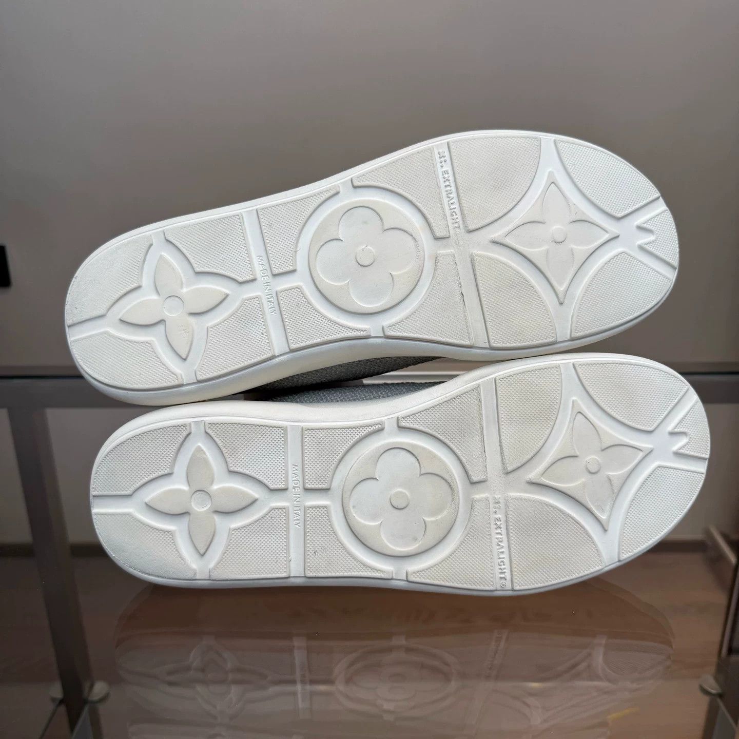 Louis Vuitton Louis Vuitton Pacific 24 Gray Checkerboard Slip-On Size US 11 / EU 44 - 7 Thumbnail