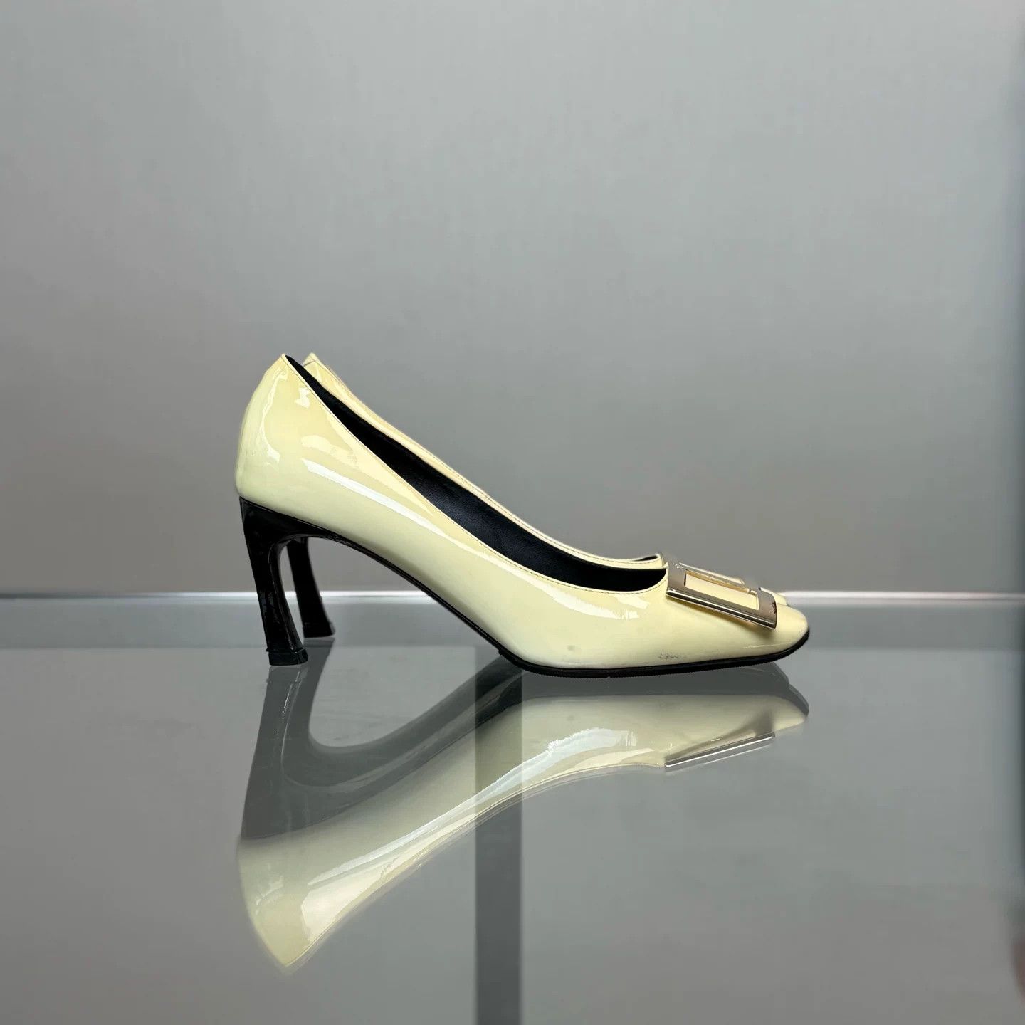 Roger Vivier Roger Vivier Patent Square Buckle Heels Size US 4.5 / IT 34.5 - 5 Thumbnail
