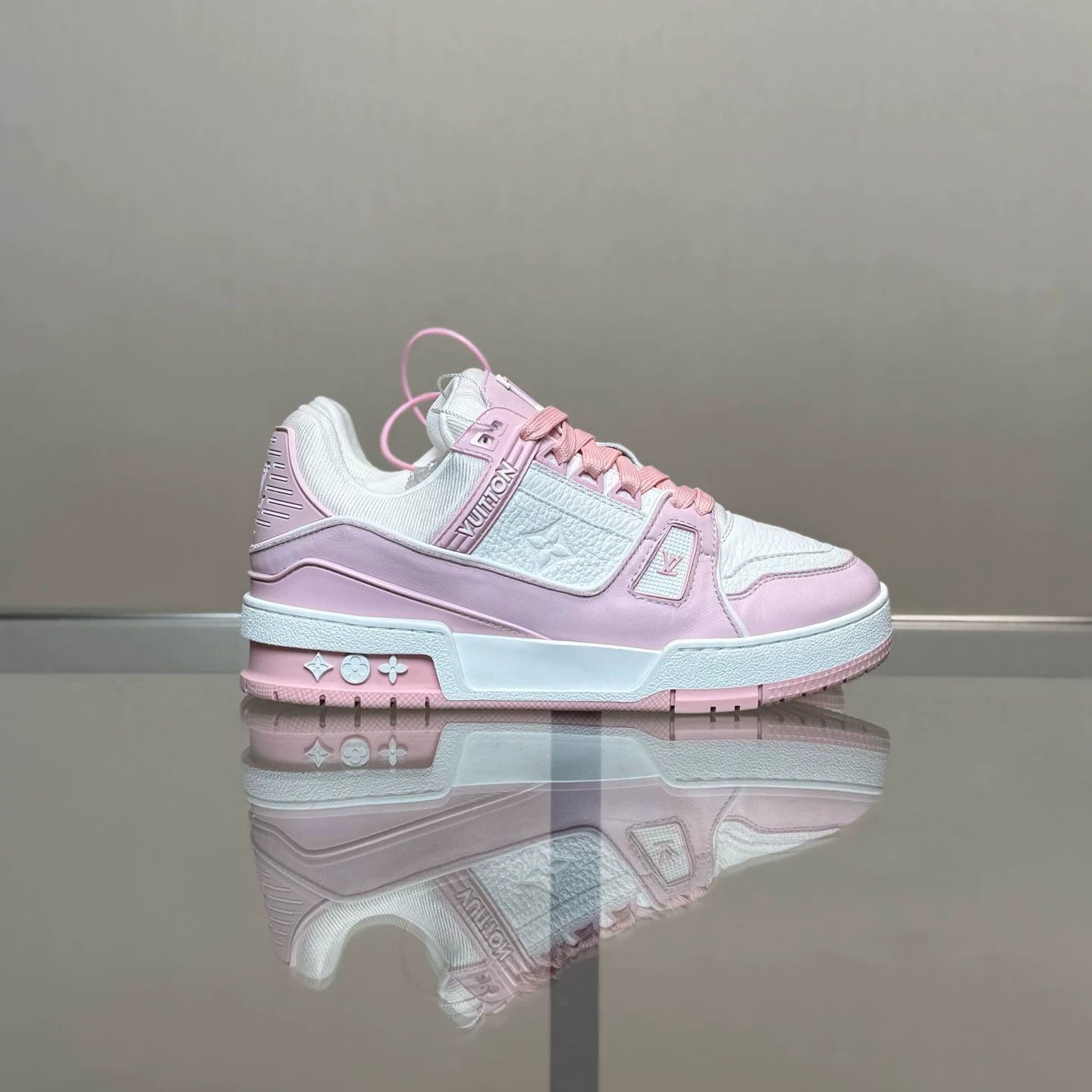 Louis Vuitton Louis Vuitton LV Trainer 25 New Pink White Size US 5.5 / IT 35.5 - 3 Thumbnail