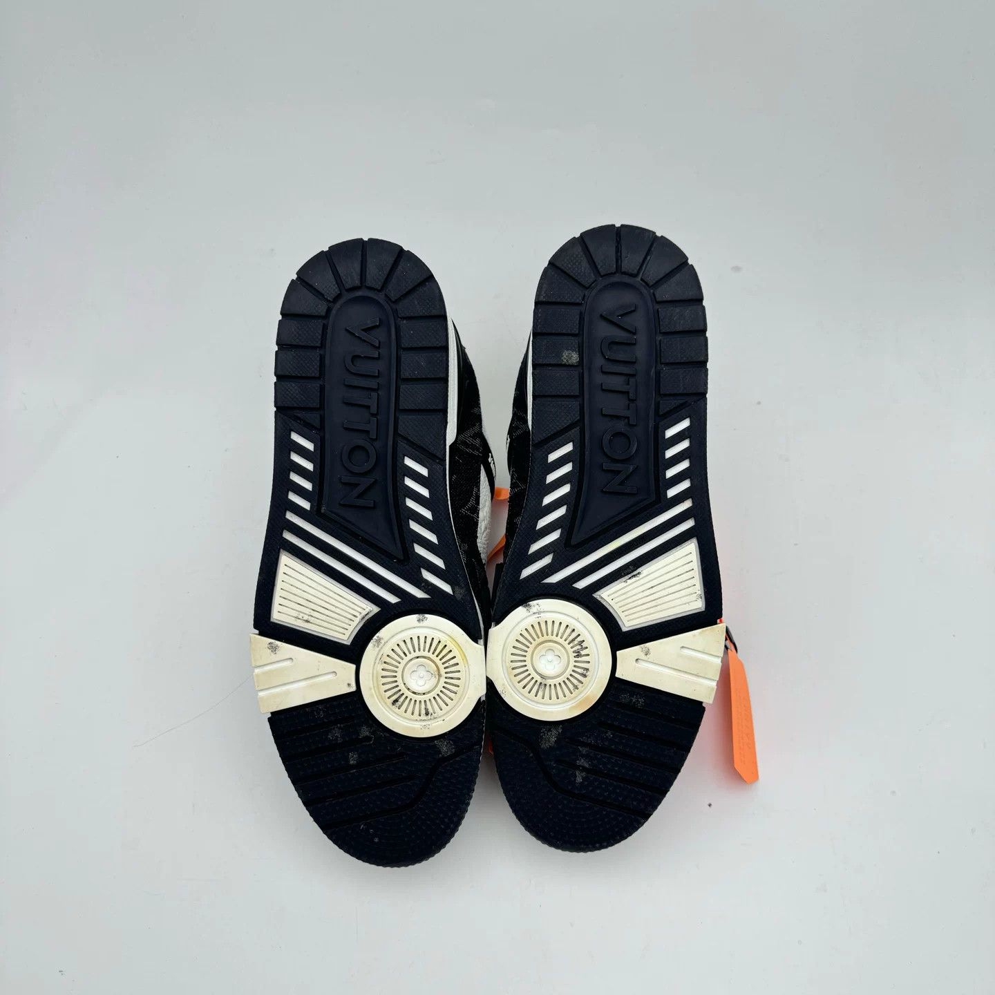 Louis Vuitton LV Trainer 41 Black White Oxblood Size US 8 / EU 41 - 6 Thumbnail