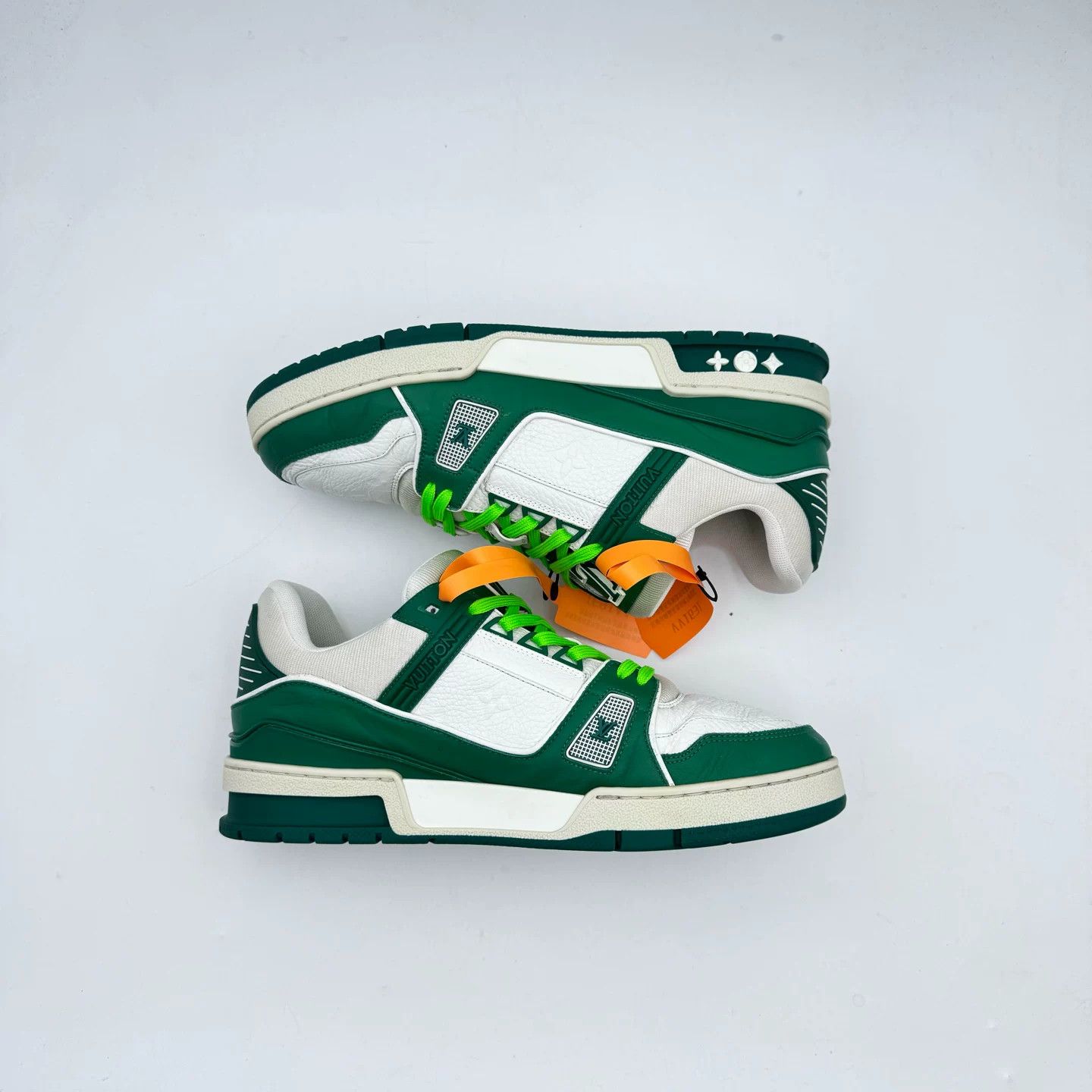 Louis Vuitton LV White Green Trainer Shoes Size US 8.5 / EU 41-42 - 4 Thumbnail