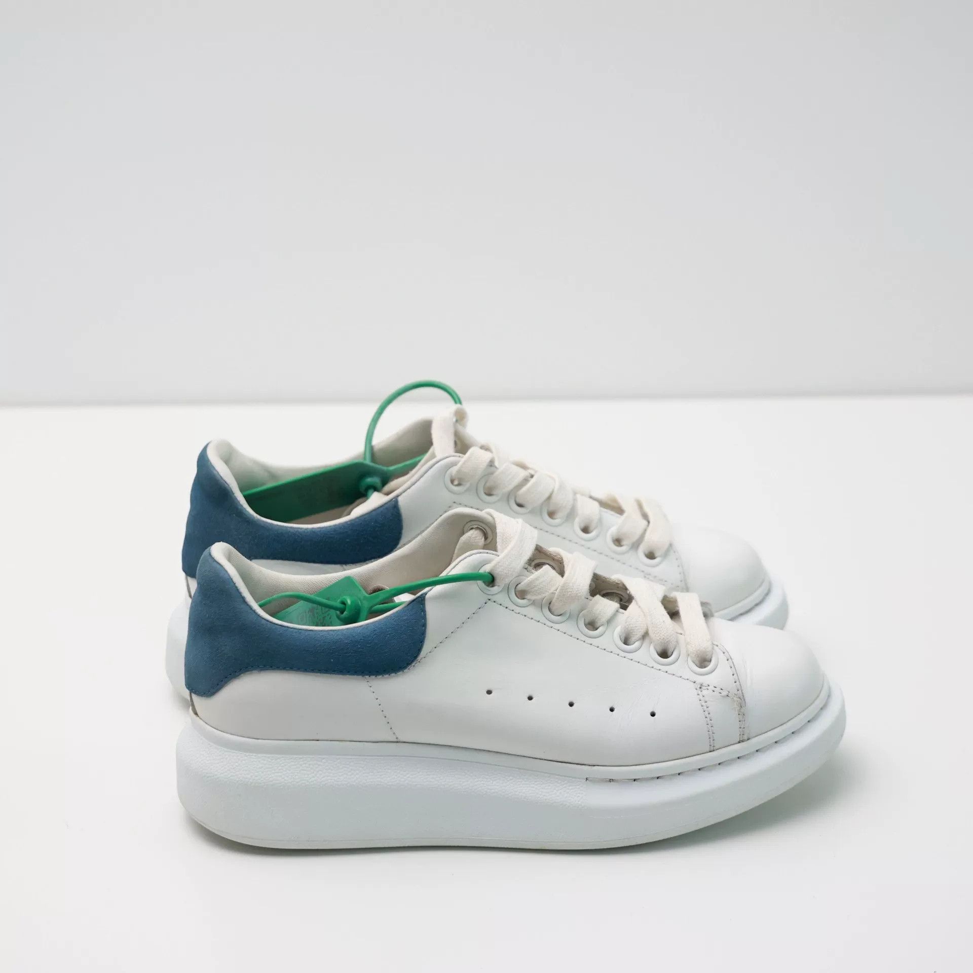 Alexander McQueen Alexander McQueen Haze Blue Sneakers Size US 5.5 / IT 35.5 - 3 Thumbnail