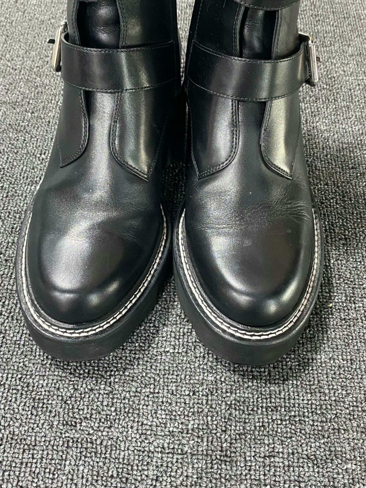 Louis Vuitton Louis Vuitton Black Leather Strapped Short Boots Size US 7 / IT 37 - 4 Thumbnail