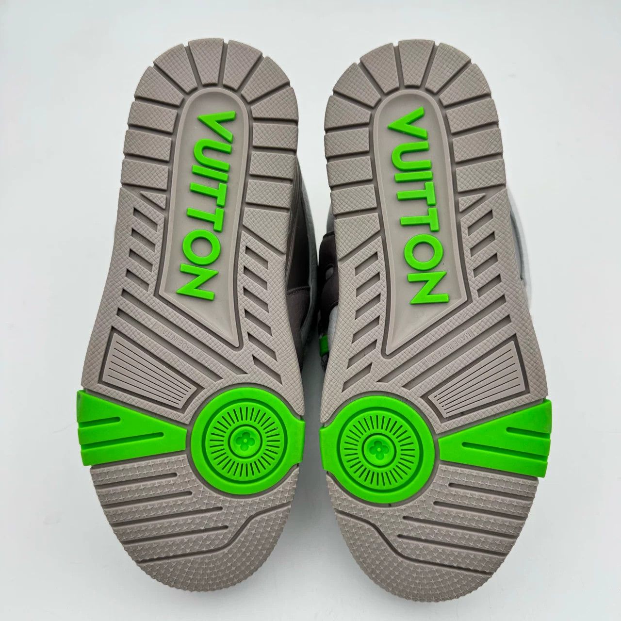 Louis Vuitton LV Gray Green Skate Shoes Size 35.5 Size US 4.5 / IT 34.5 - 5 Thumbnail