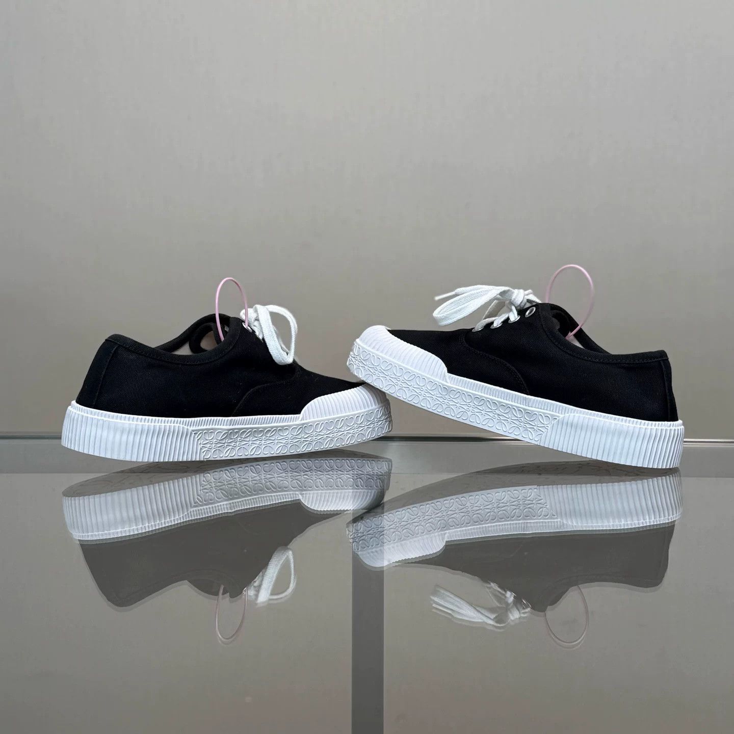Loewe LOEWE Terra Vulca Chunky Sneakers Size US 6 / IT 36 - 6 Thumbnail