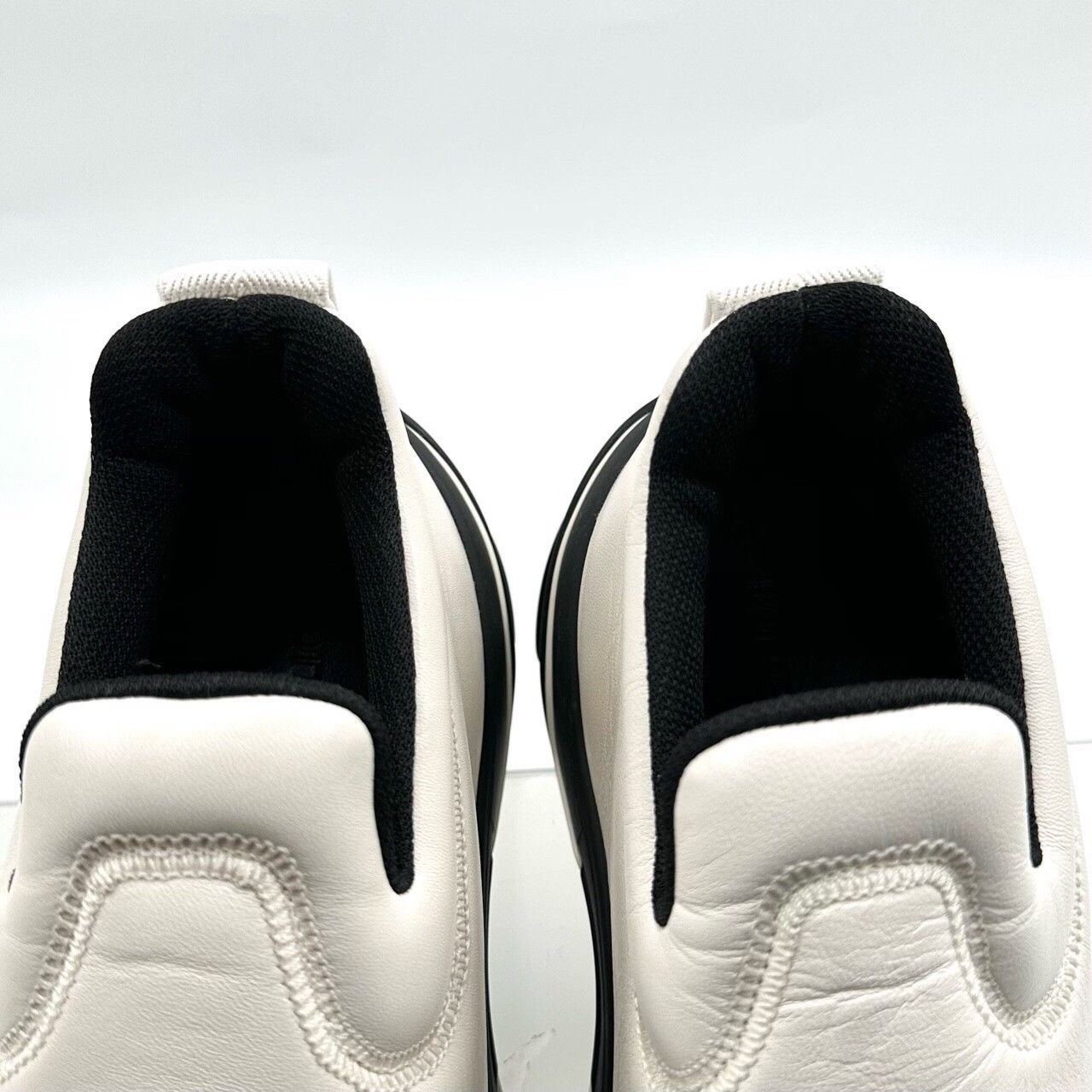 Bottega Veneta Bottega Veneta Flash White Slip-on Sneakers Size US 10 / EU 43 - 4 Thumbnail