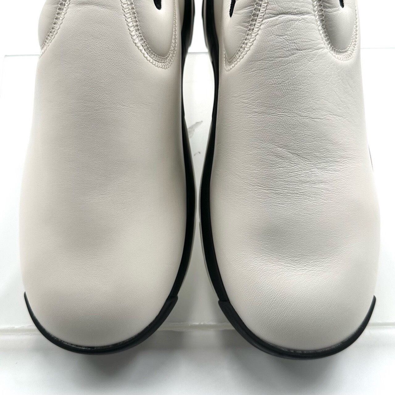 Bottega Veneta Bottega Veneta Flash White Slip-on Sneakers Size US 10 / EU 43 - 6 Thumbnail