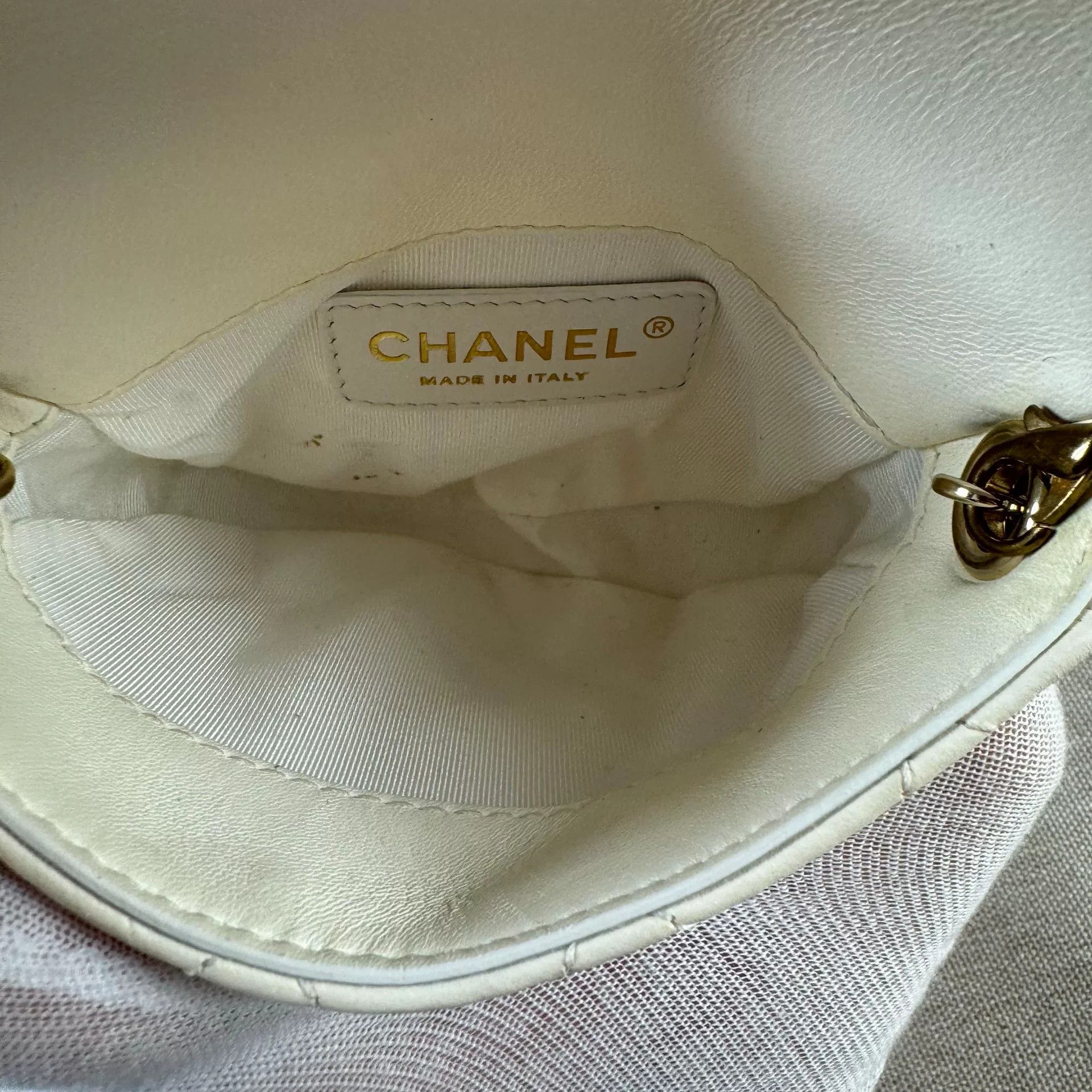 Chanel Pre-loved Bag Very good condition Size ONE SIZE - 5 Thumbnail