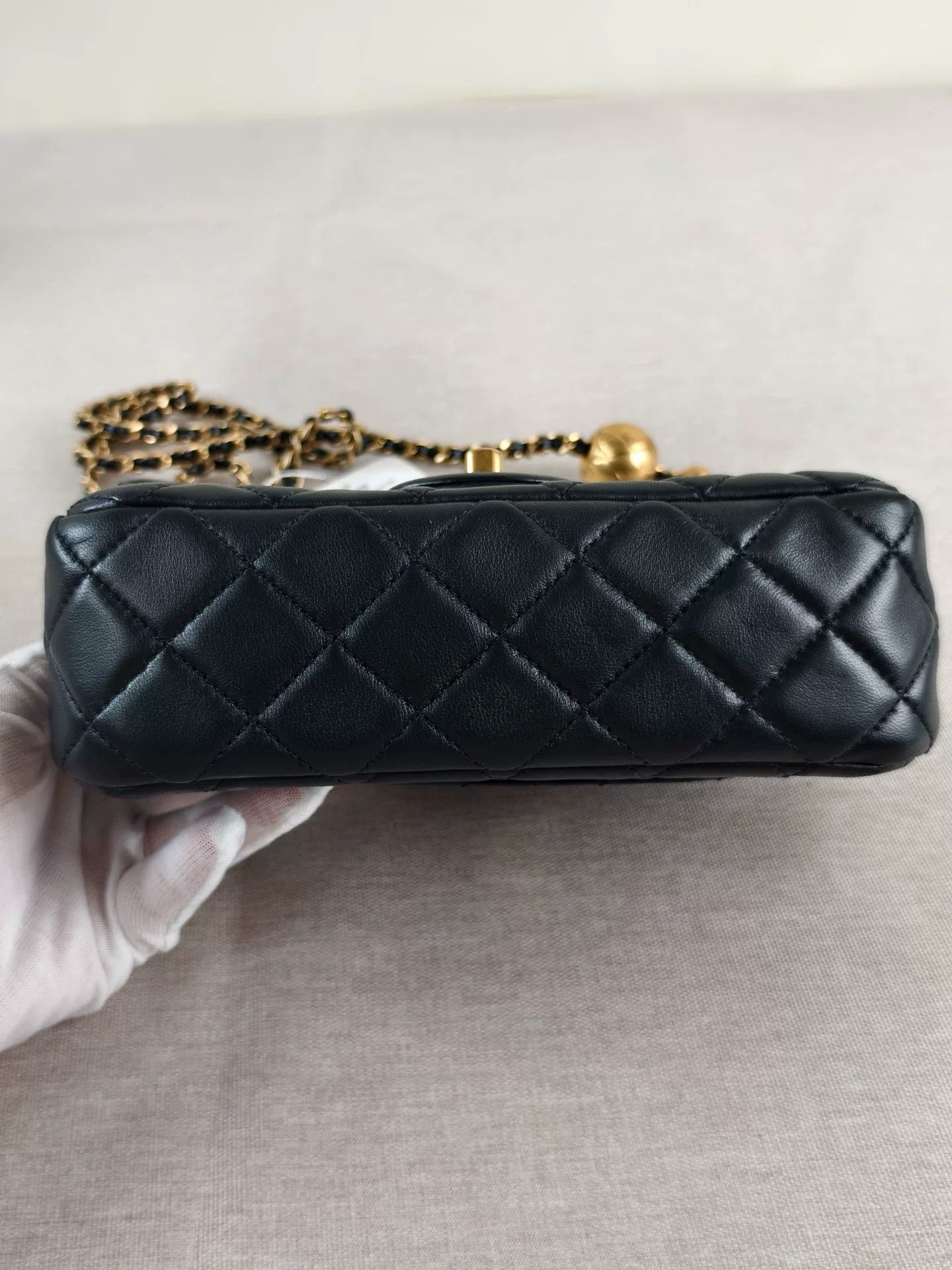 Chanel Pre-loved Bag Very good condition Size ONE SIZE - 2 Thumbnail
