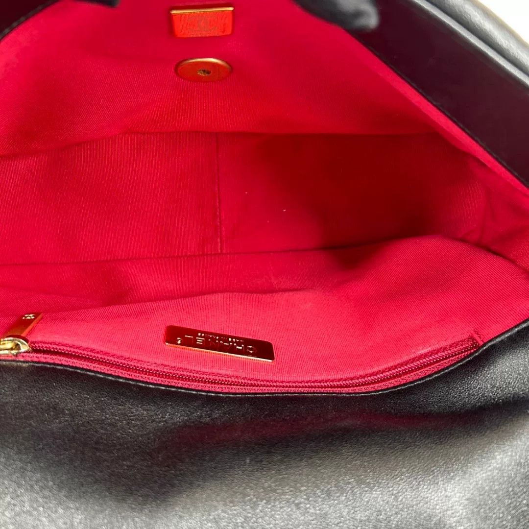 Chanel Pre-loved Bag Very good condition Size ONE SIZE - 4 Thumbnail